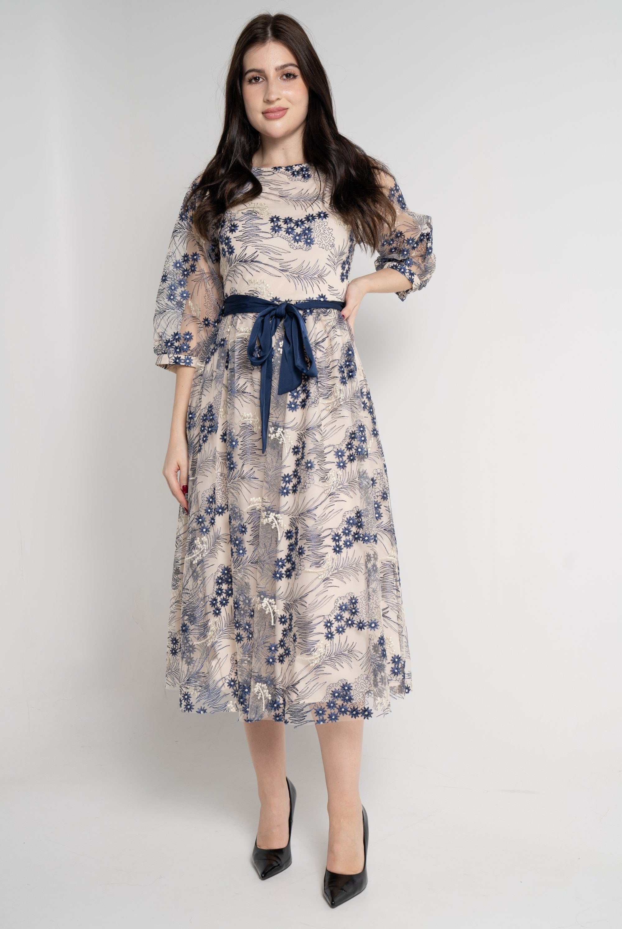 ู
ููุง ูุณุชุงู ู
ูุฏู ุจุฃูู
ุงู
3/4 ูู
ู
ูุฑุฏ ูุณุงุฆู