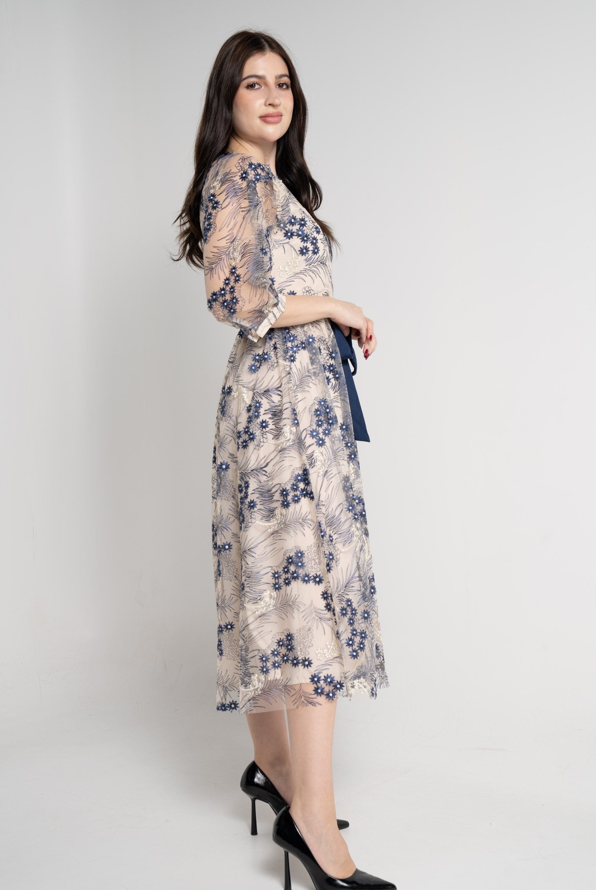 ู
ููุง ูุณุชุงู ู
ูุฏู ุจุฃูู
ุงู
3/4 ูู
ู
ูุฑุฏ ูุณุงุฆู