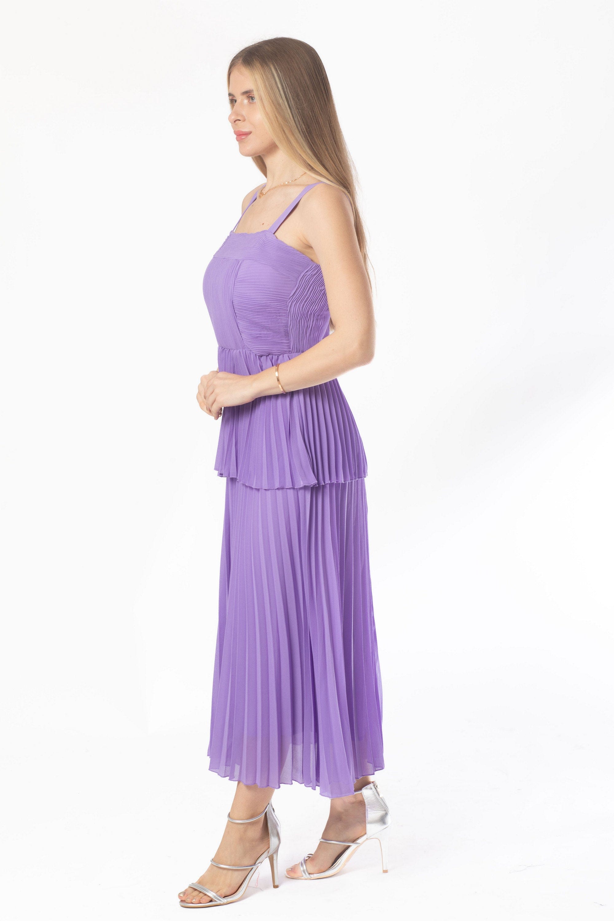 ميكا فستان ميدي حمالات بكسرات من أسفل نسائي