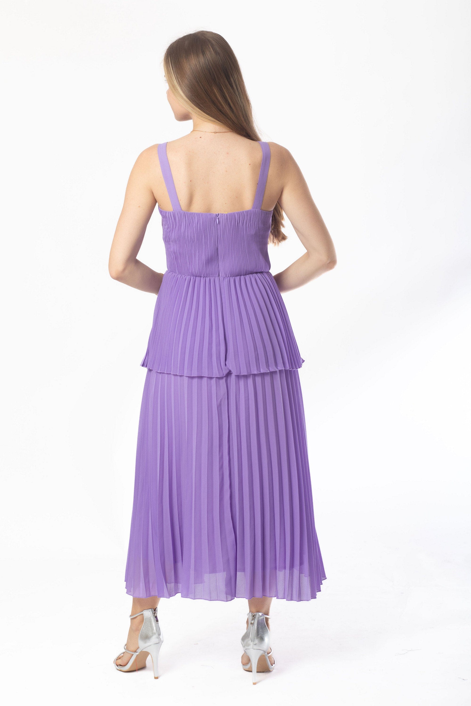 ميكا فستان ميدي حمالات بكسرات من أسفل نسائي