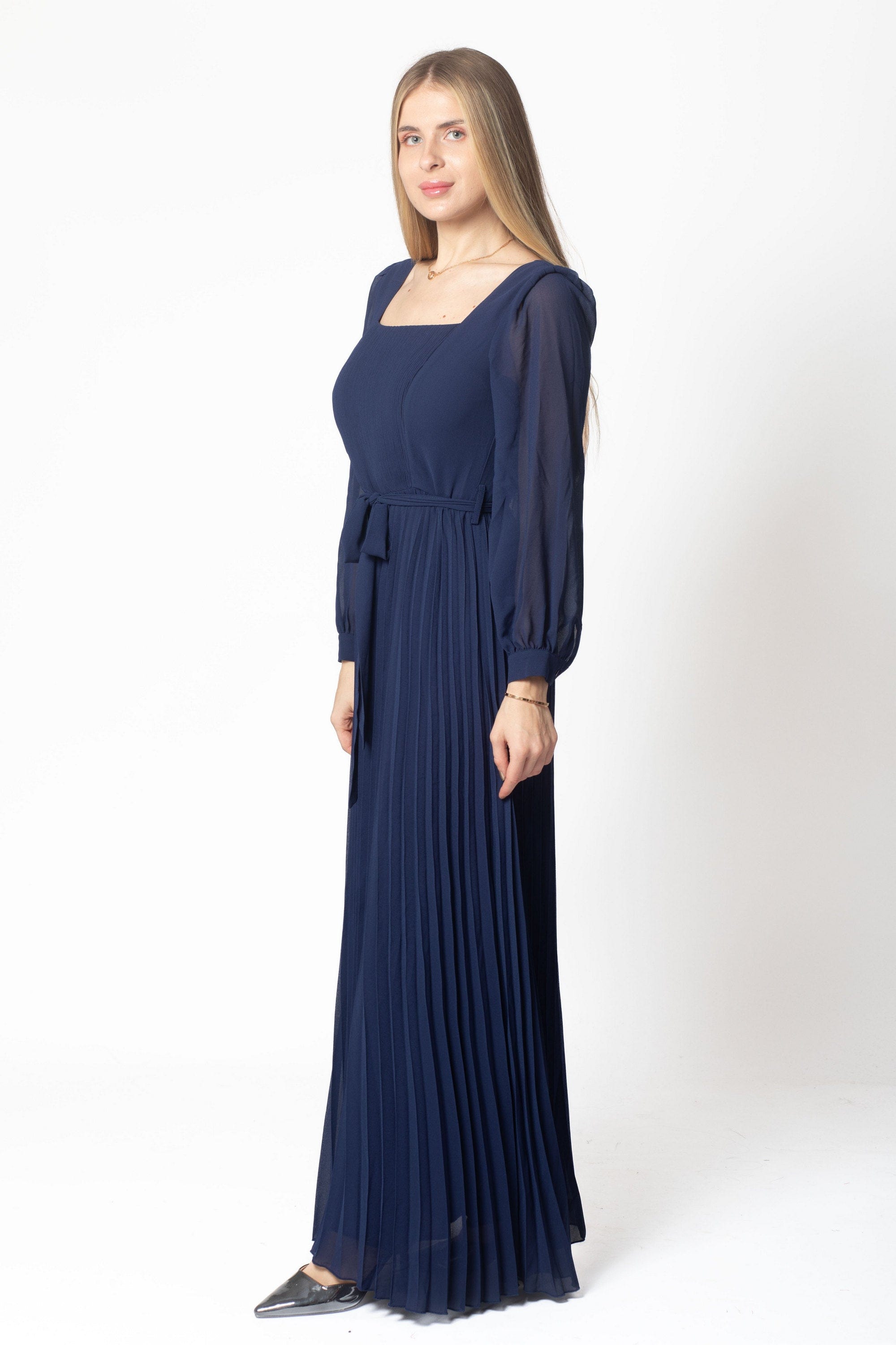 ู
ููุง ูุณุชุงู ู
ุงูุณู ู
ุฎุตุฑ ุจูุณุฑุงุช ู
ู ุฃุณูู ูู
ุทููู ูุณุงุฆู