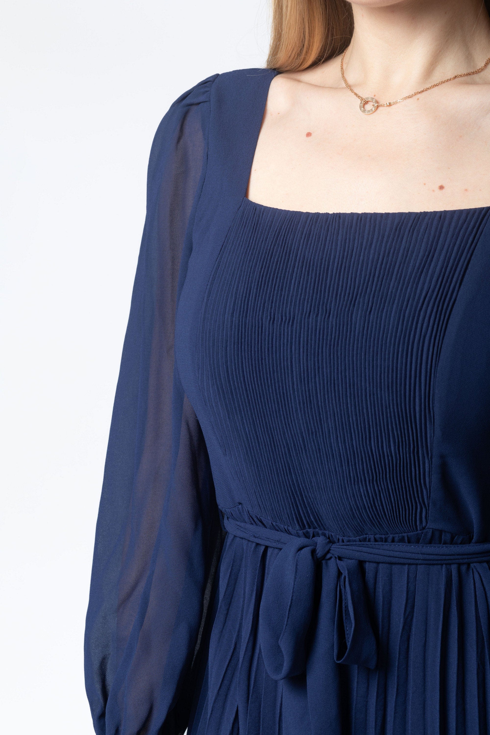 ู
ููุง ูุณุชุงู ู
ุงูุณู ู
ุฎุตุฑ ุจูุณุฑุงุช ู
ู ุฃุณูู ูู
ุทููู ูุณุงุฆู