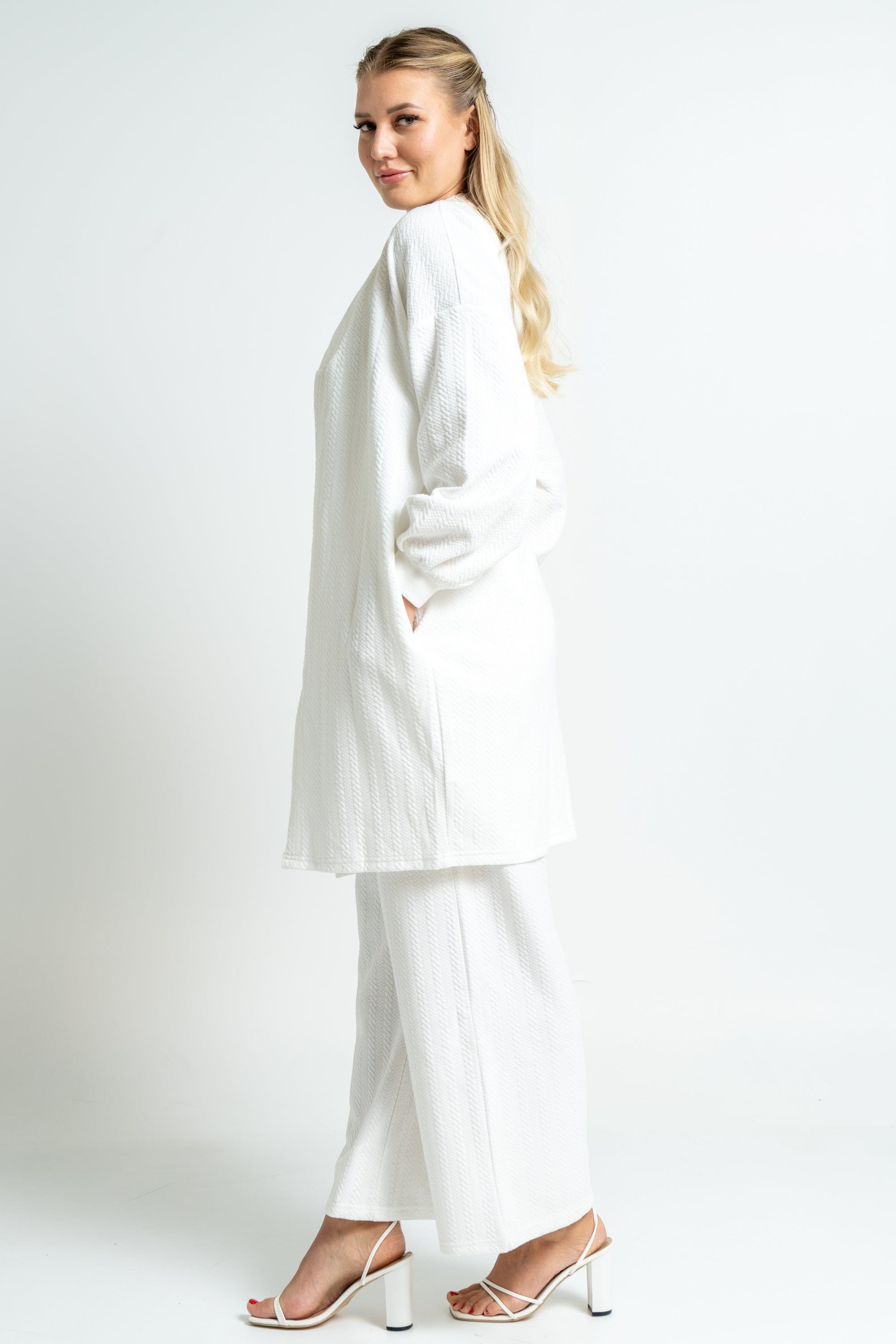 ميكا كارديجان نسائي بأكمام طويلة