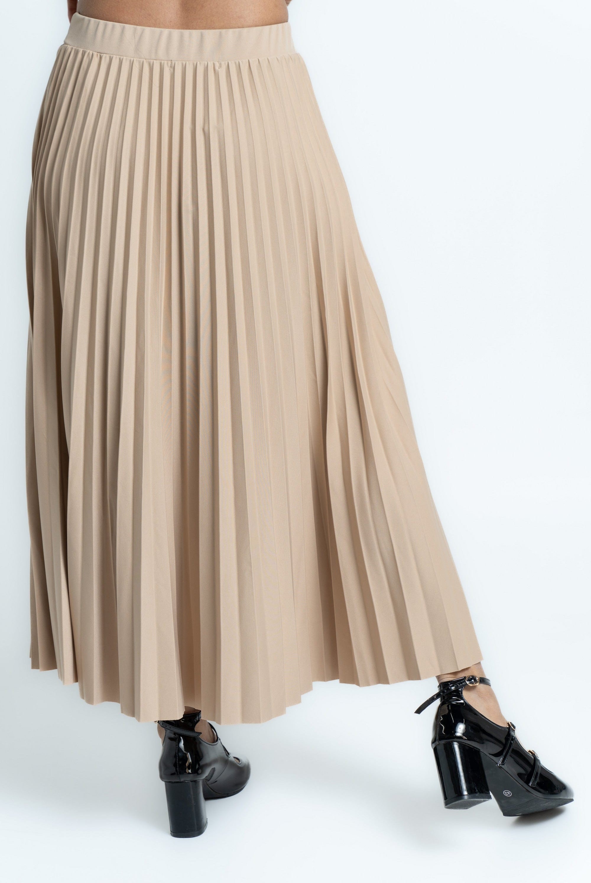 ميكا تنورة ميدي سادة بليسية