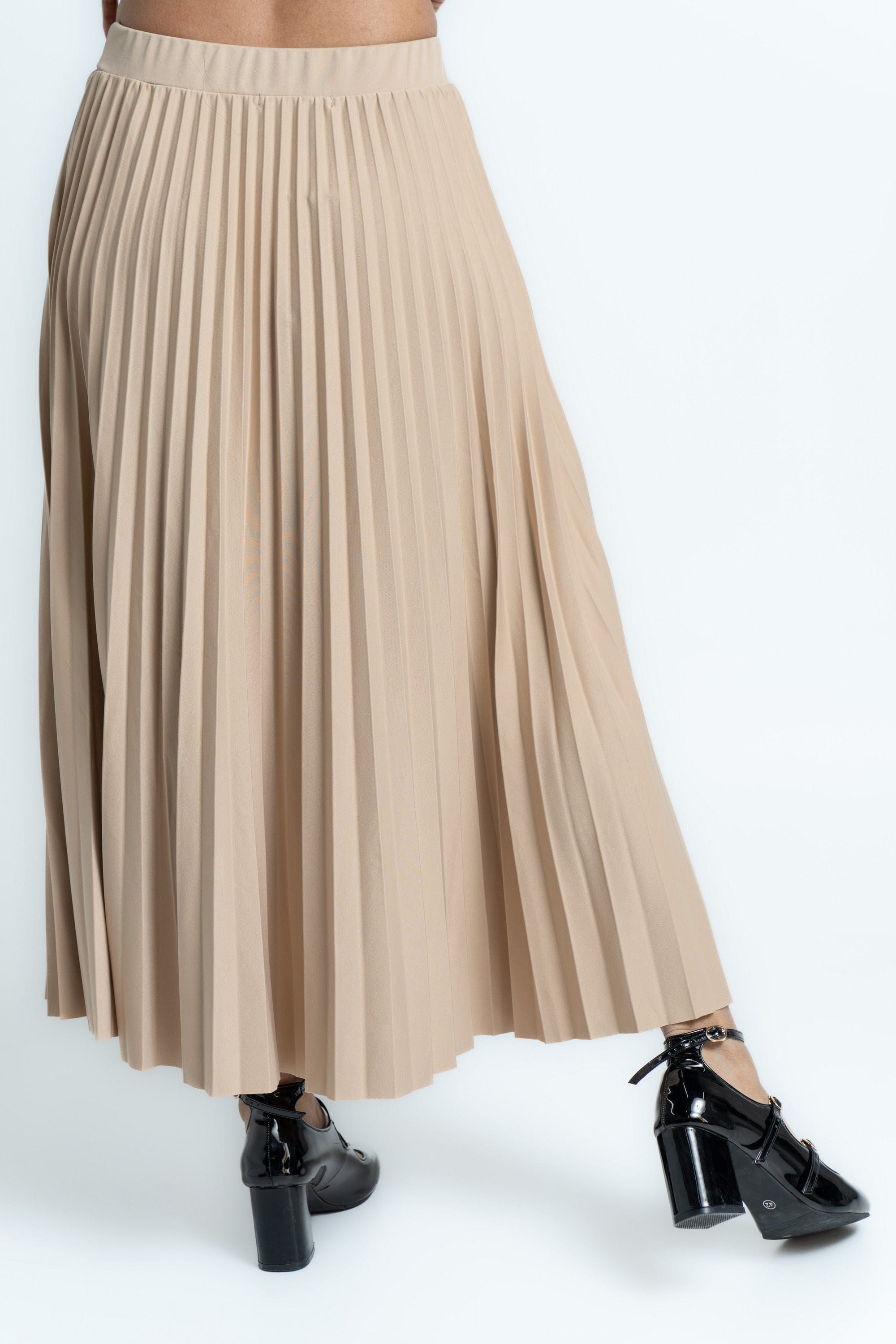 ميكا تنورة ميدي سادة بليسية