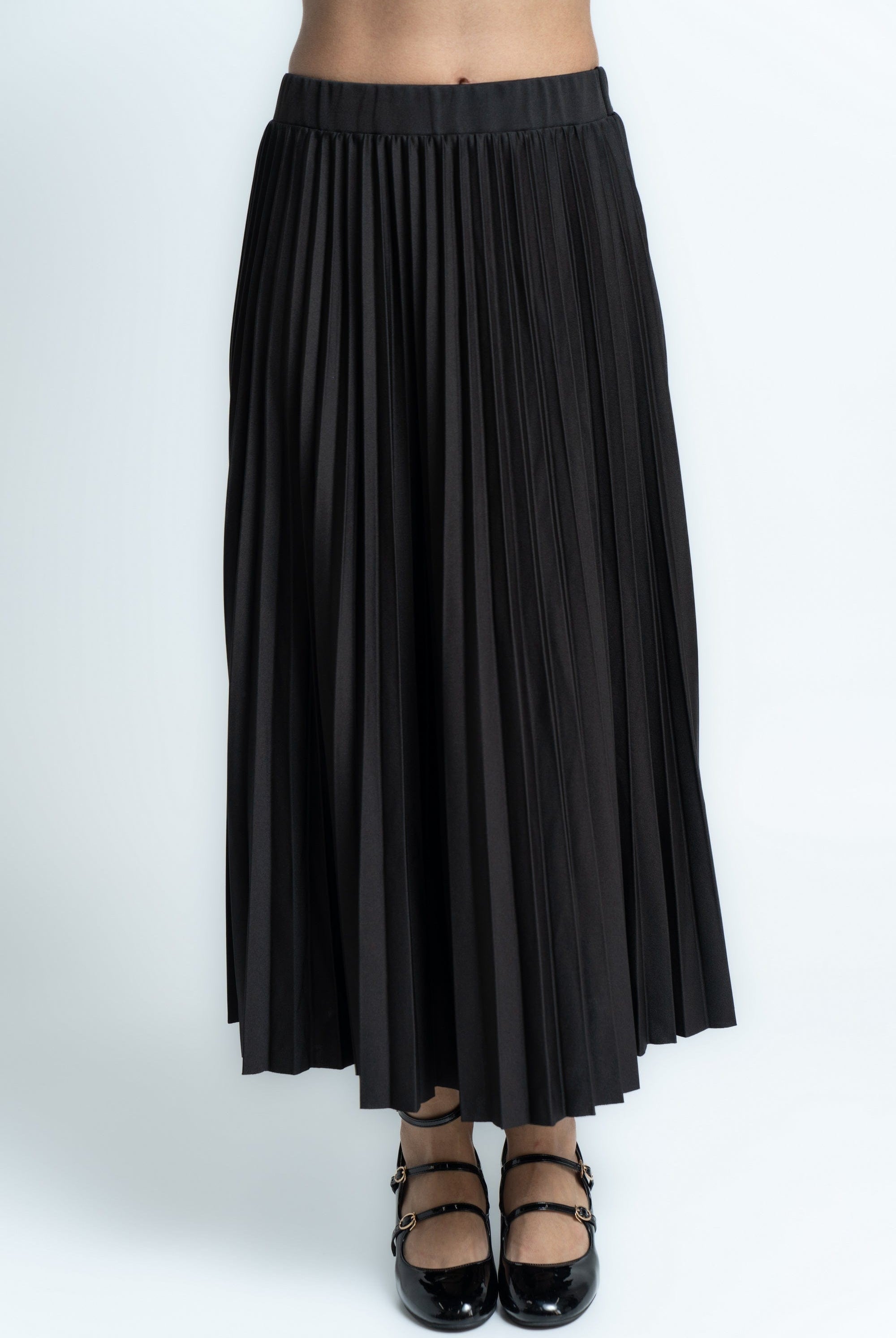 ميكا تنورة ميدي سادة بليسية