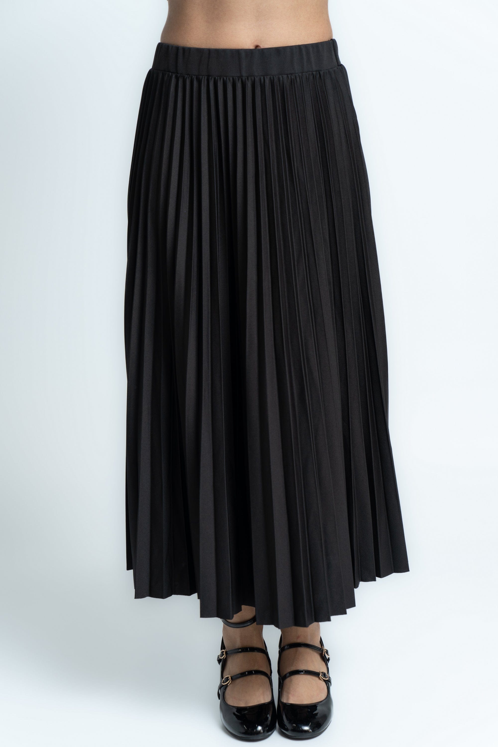 ميكا تنورة ميدي سادة بليسية