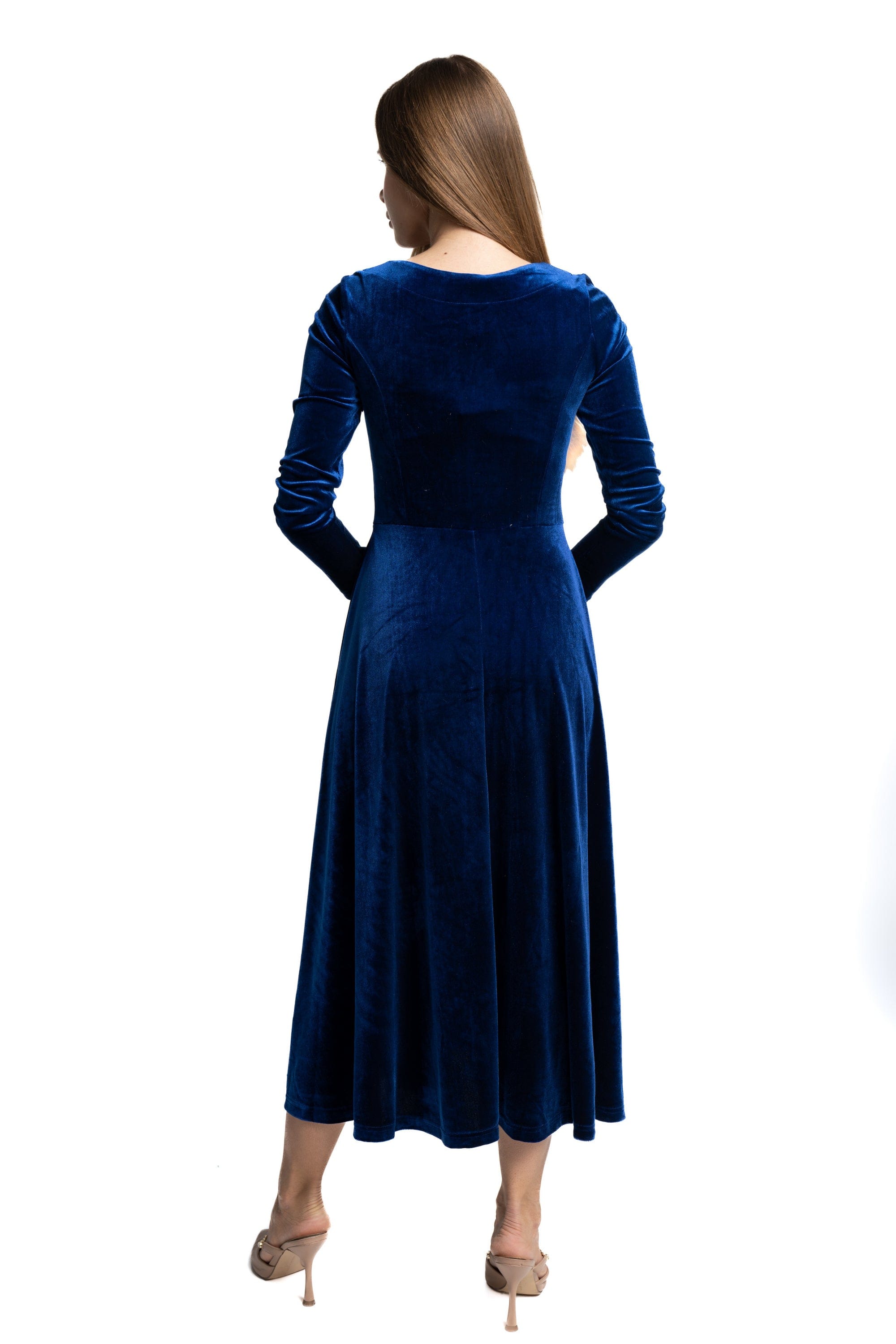 ميكا فستان نسائى سادة ميدى برقبة V كم طويل