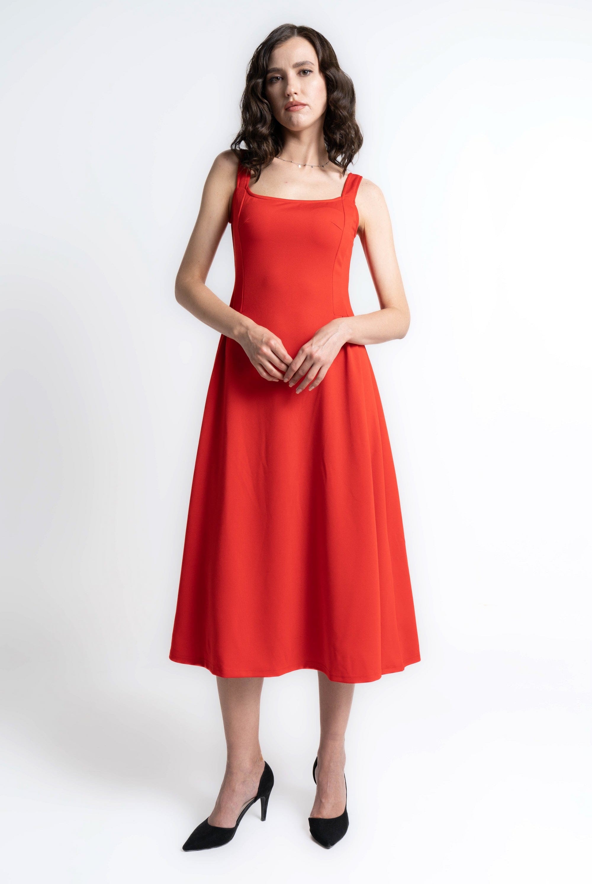 ميكا فستان ميدي بدون أكمام سادة بحمالات عريضة أحمر