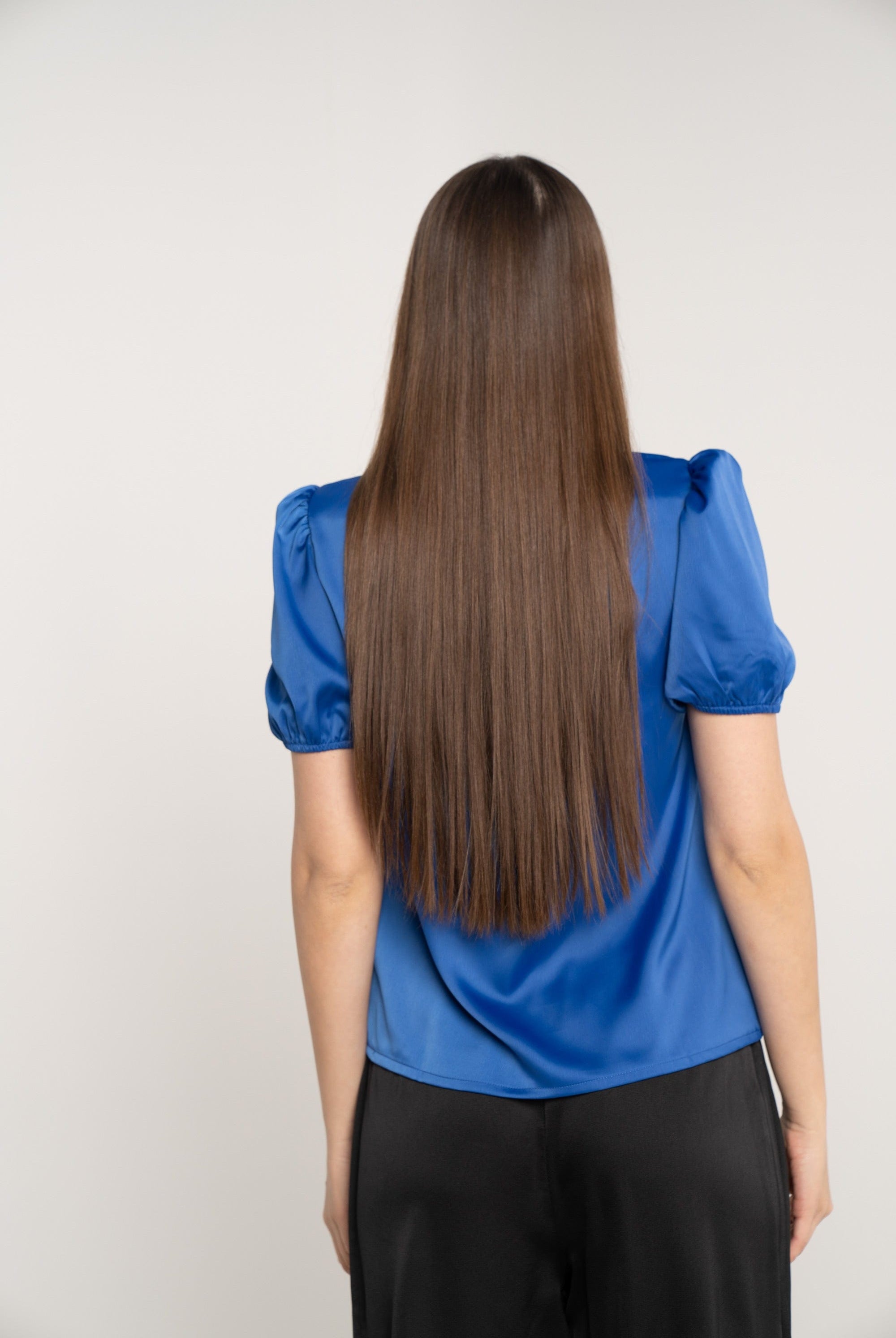 نتشي بلوزة سادة كلاسيك كم قصير بف بفتحة صدر مربعة