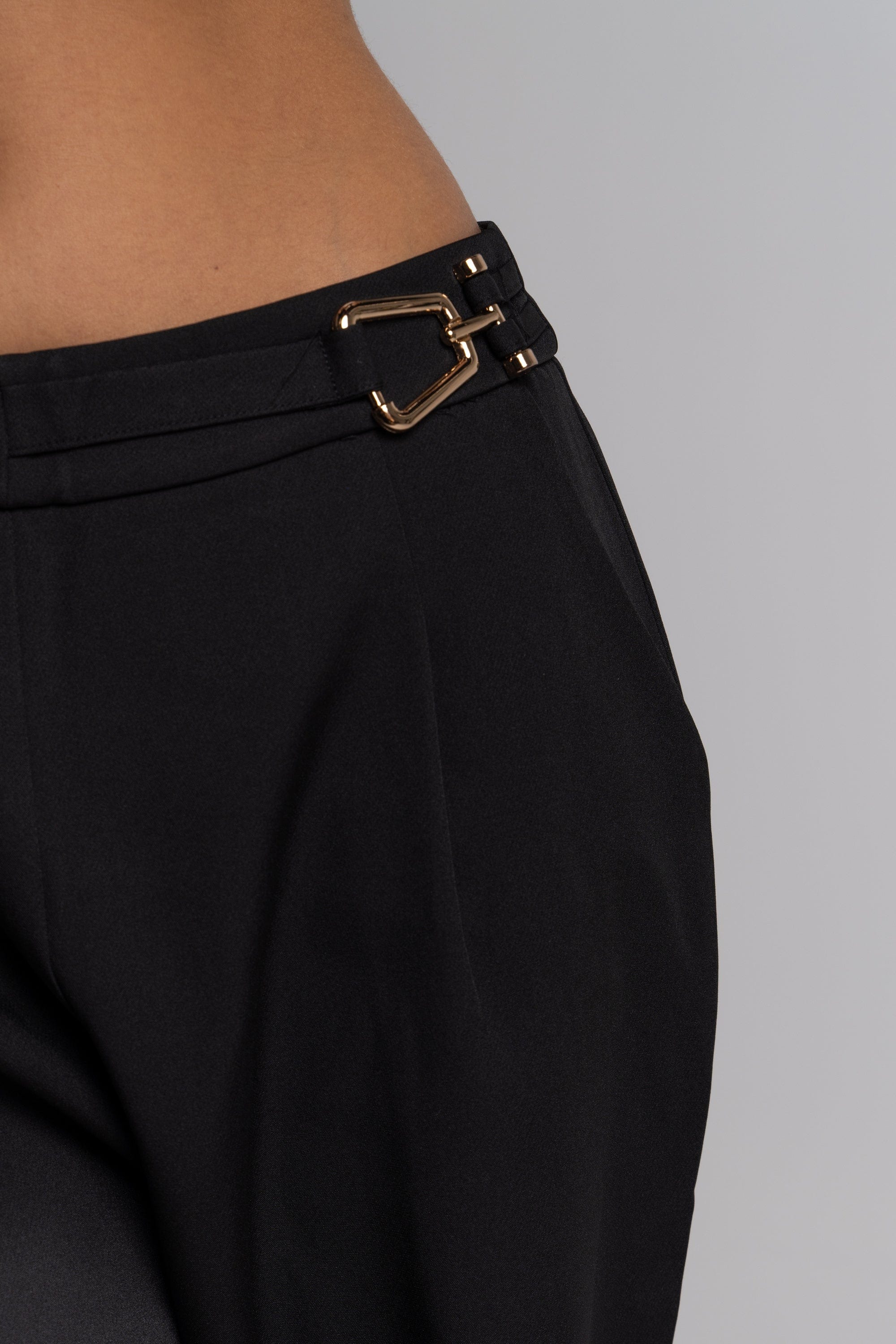 نتشي بنطلون طويل سادة بحزام نسائي