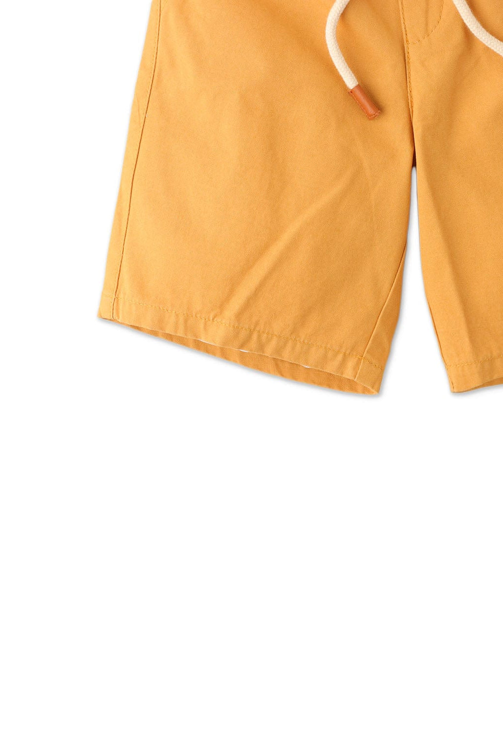 جينجرسنابس شورت سادة برباط بجيوب جانبية ولادي برتقالي