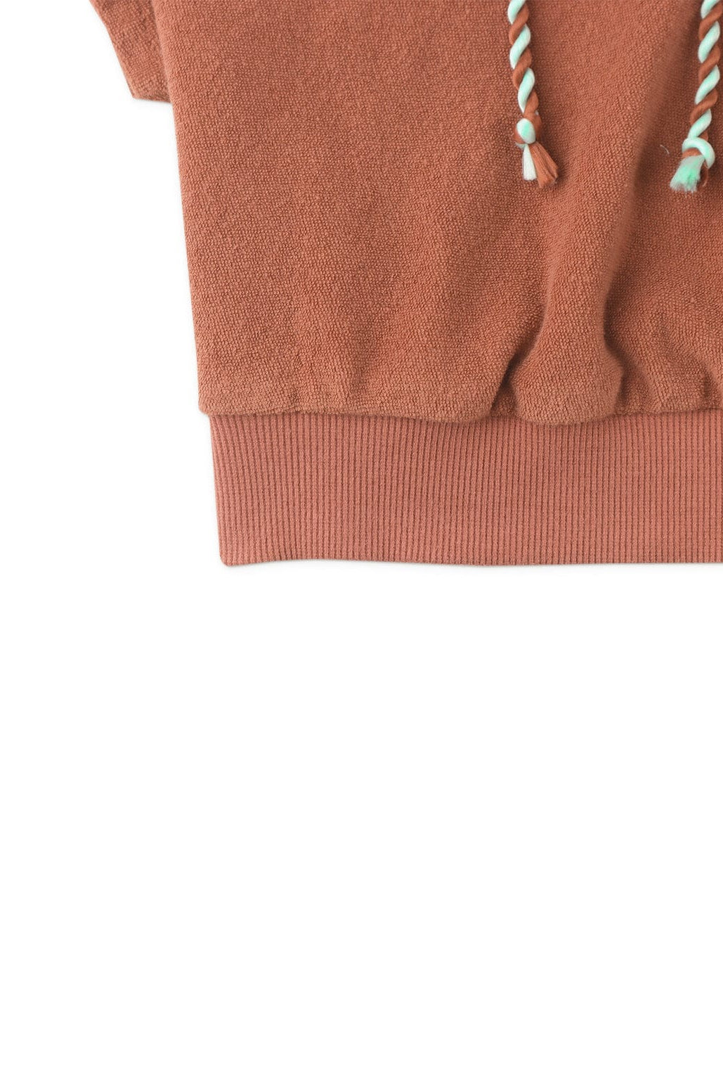 جينجرسنابس بلوزة بناتي برباط عالياقة وجيب بني