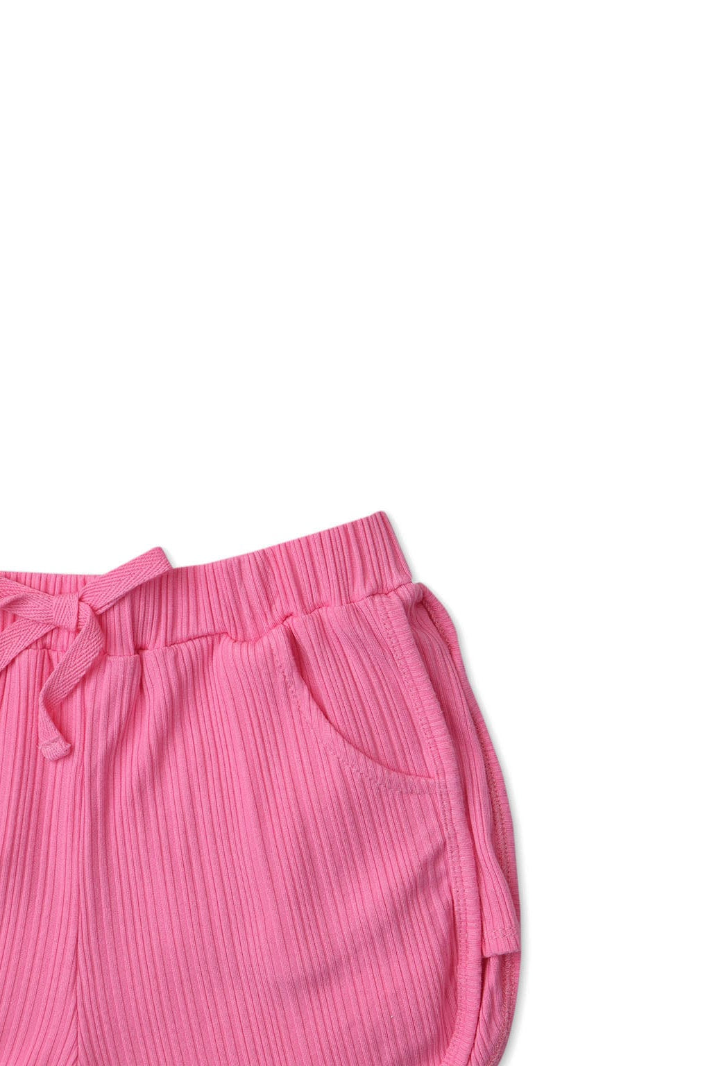 جينجرسنابس شورت بناتي سادة بجيوب وفيونكة وردي