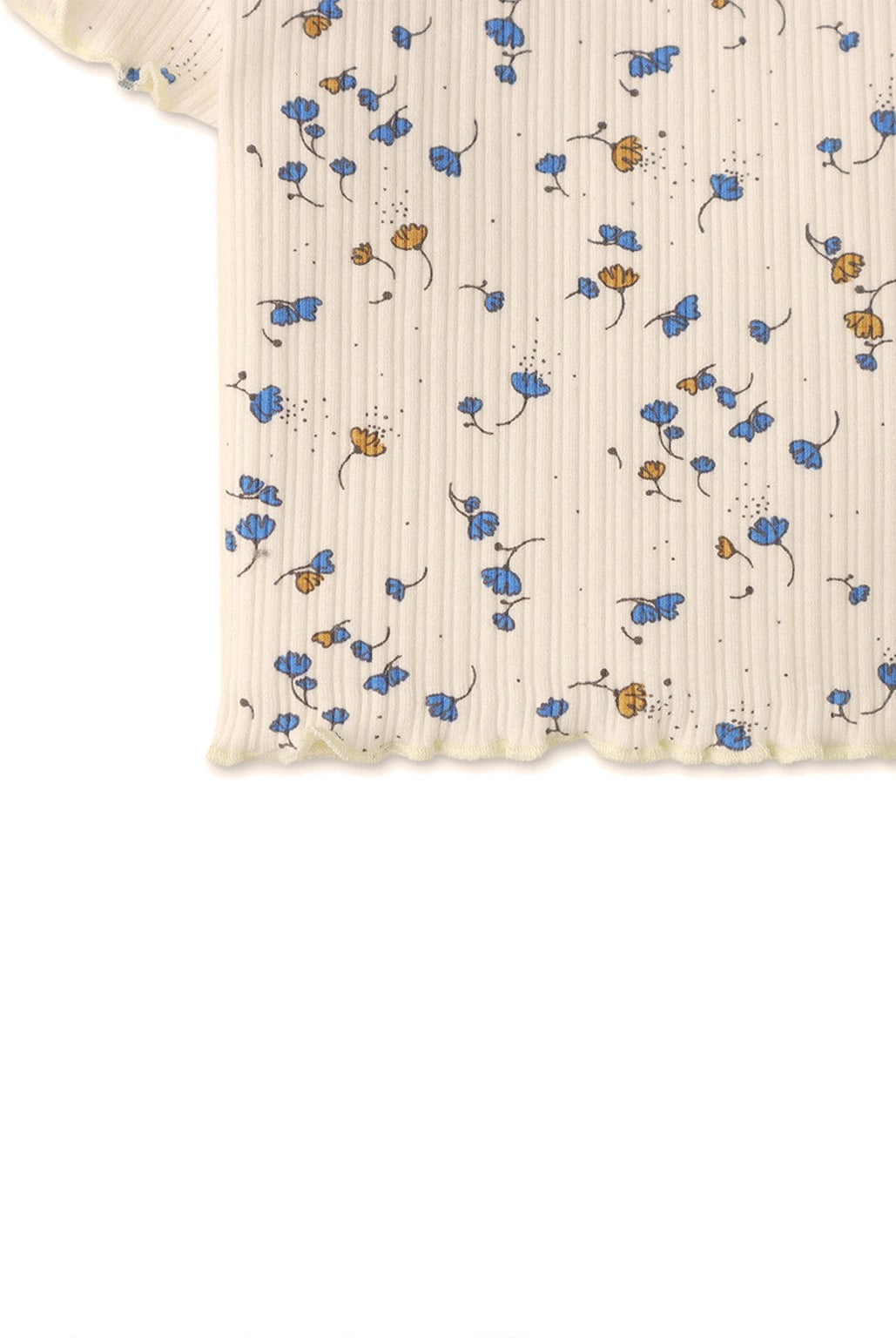 جينجرسنابس بلوزة موردة نص كم بفيونكة أمامية نص كم بناتي رضع أوف وايت