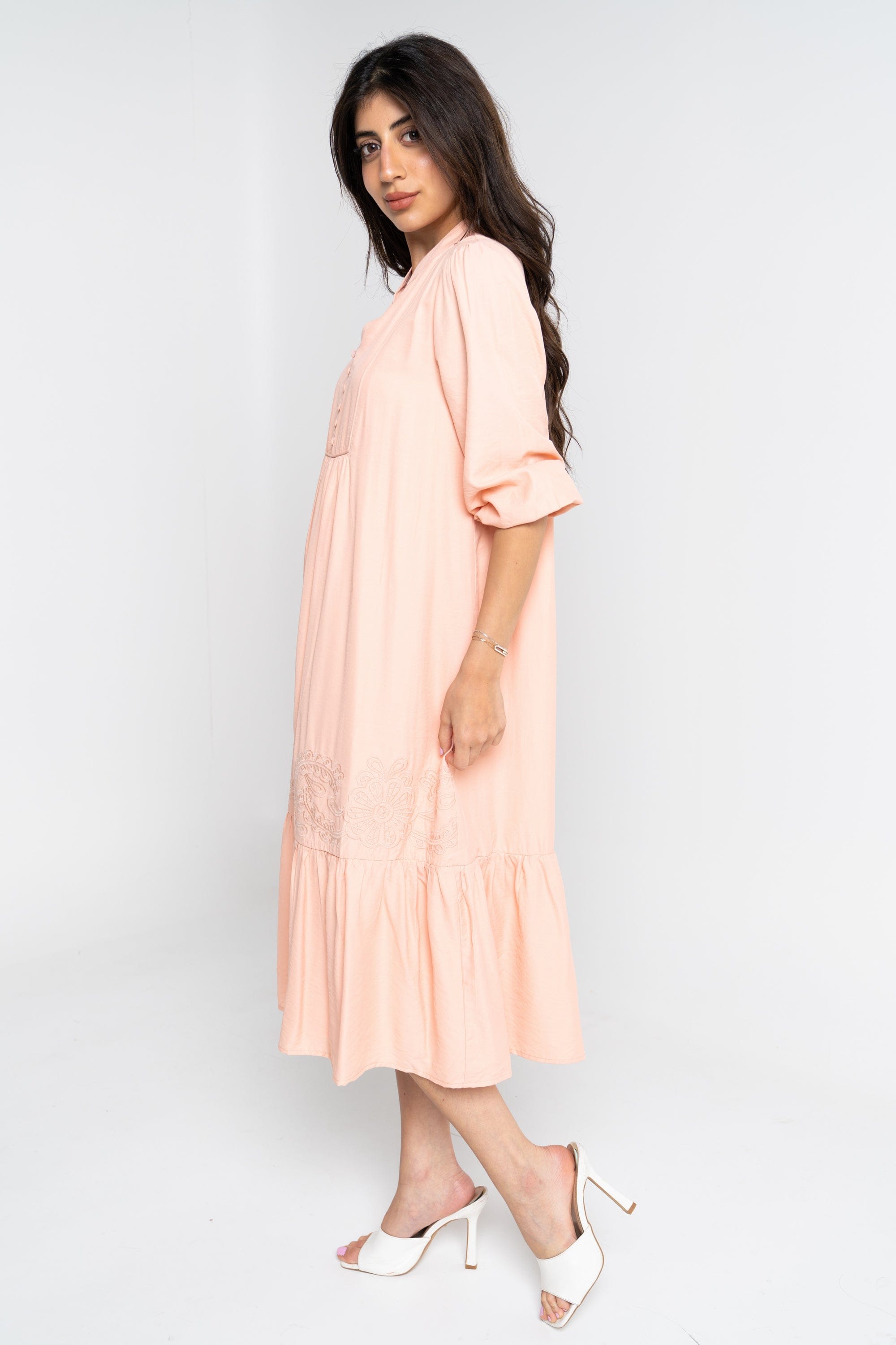 نتشي فستان ميدي 3/4 كم سادة واسع بفتحة سبعة ونصف ياقة