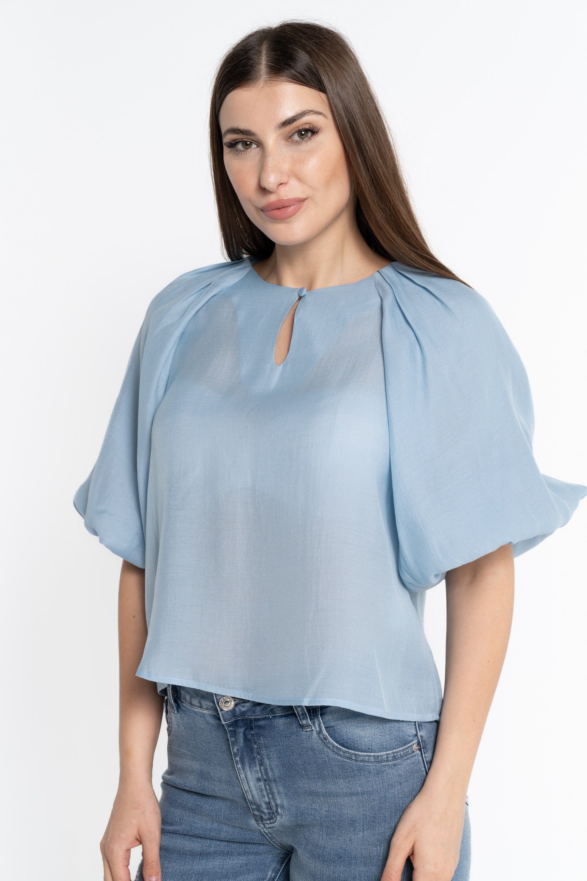 نتشي بلوزة بأكمام 3/4 سادة بف نسائي