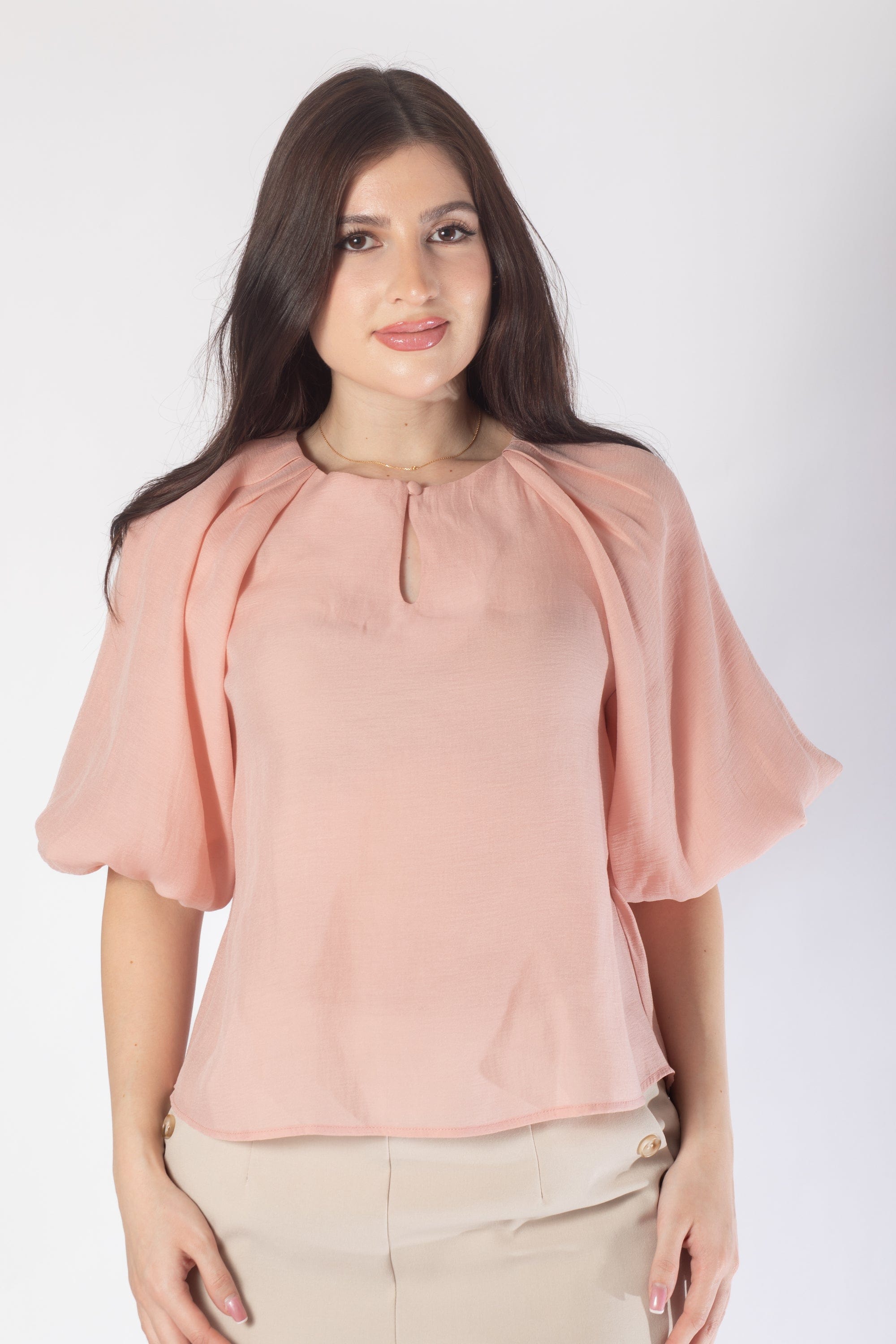 نتشي بلوزة بأكمام 3/4 سادة بف نسائي