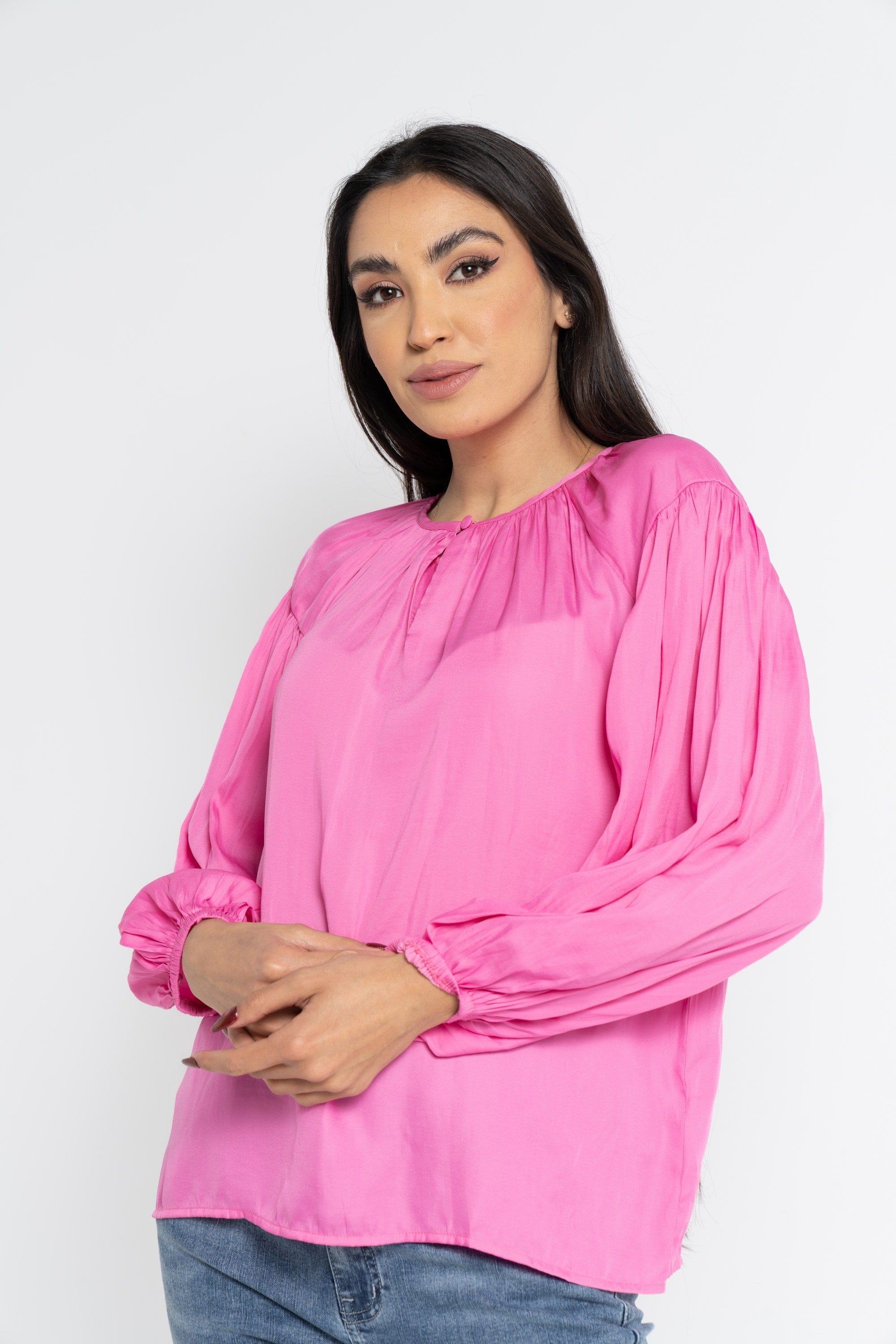 نتشي بلوزة بأكمام طويلة سادة بربطة بياقة دائرية نسائية