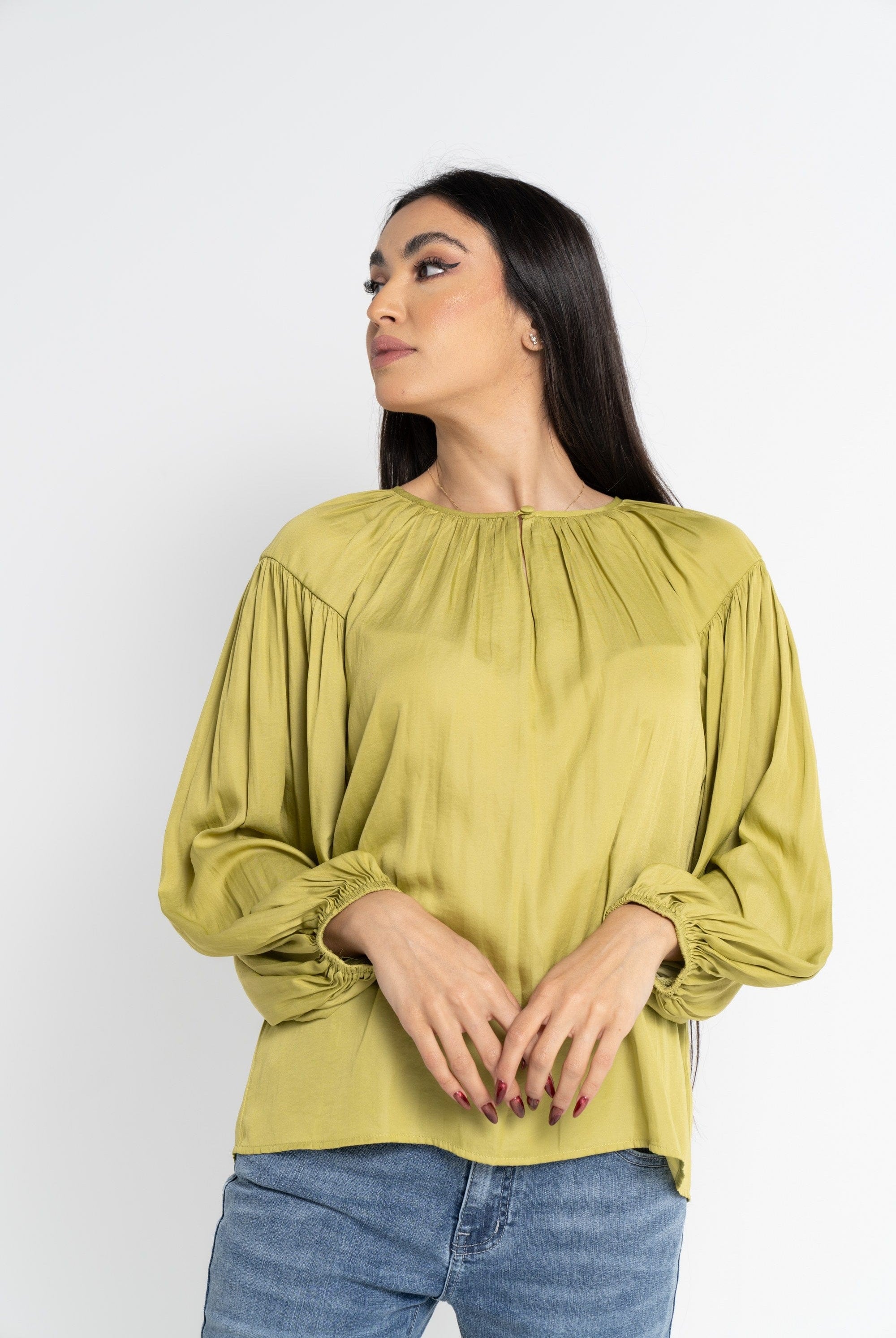 نتشي بلوزة بأكمام طويلة سادة بربطة بياقة دائرية نسائية