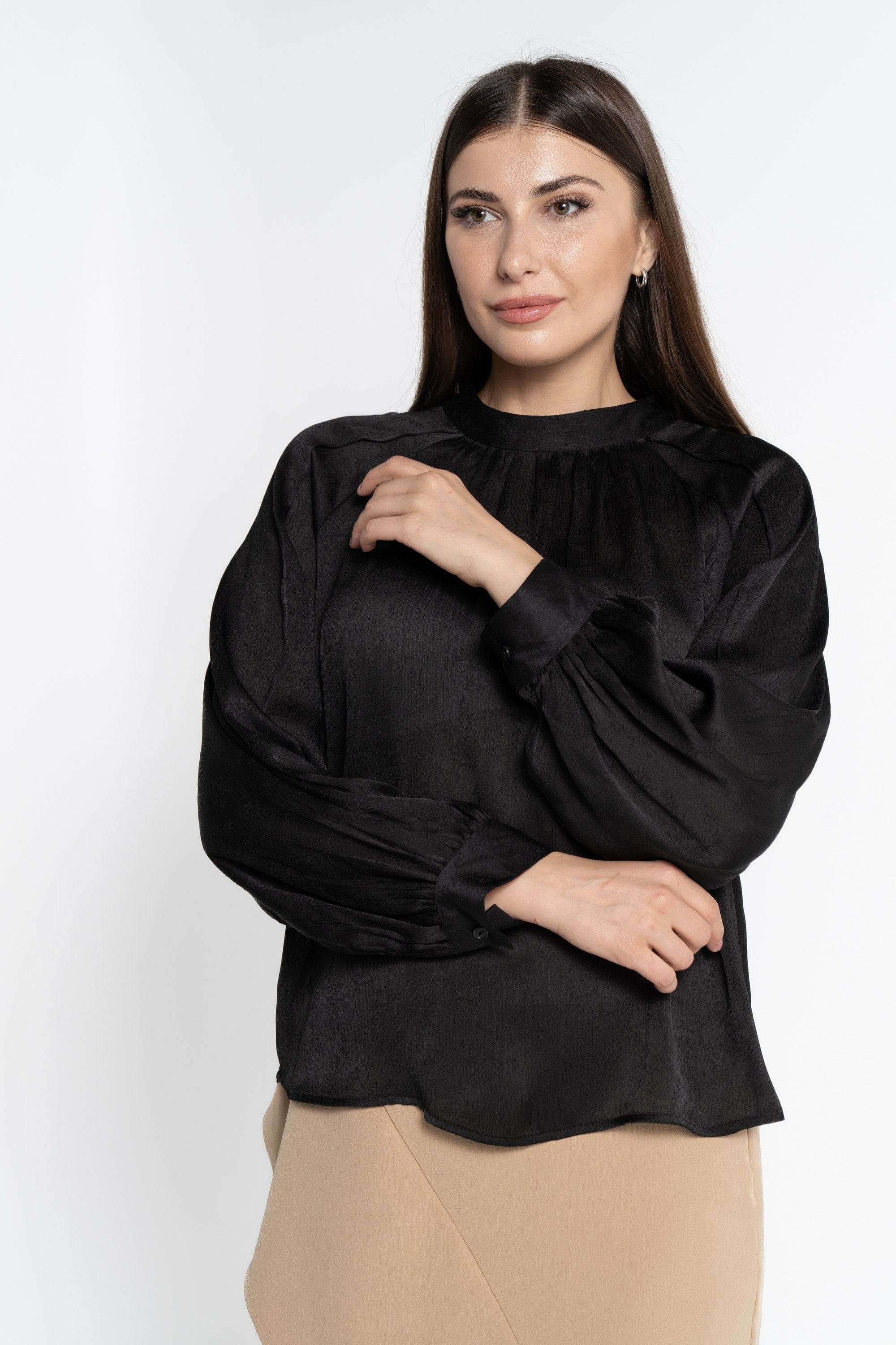 ูุชุดู ุจููุฒุฉ ุทูููุฉ ุจูุณุฑุงุช ูู
ุทููู ููุงุณูู ูุณุงุฆู