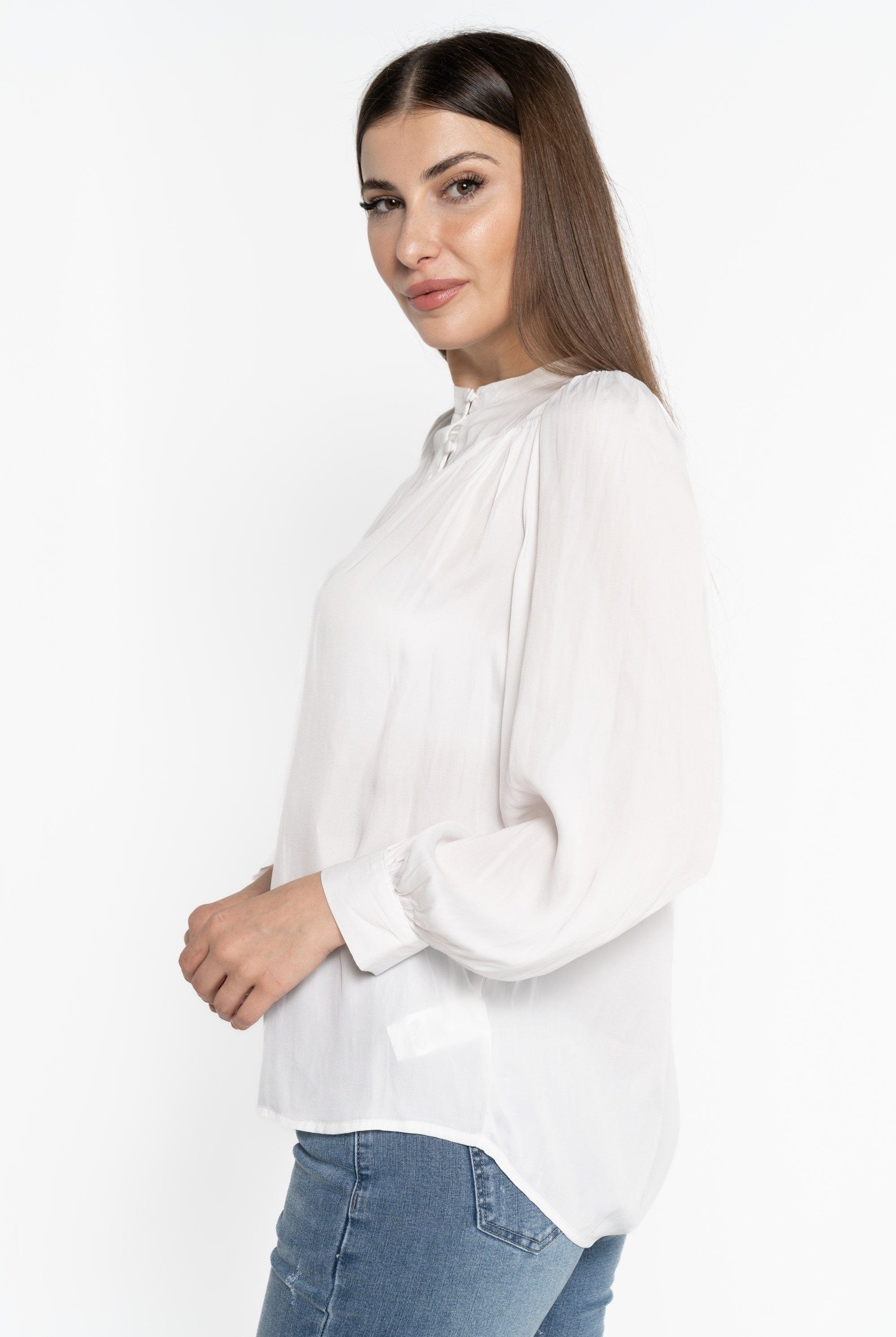 نتشي بلوزة بأكمام طويلة نسائية بأزرار على الصدر