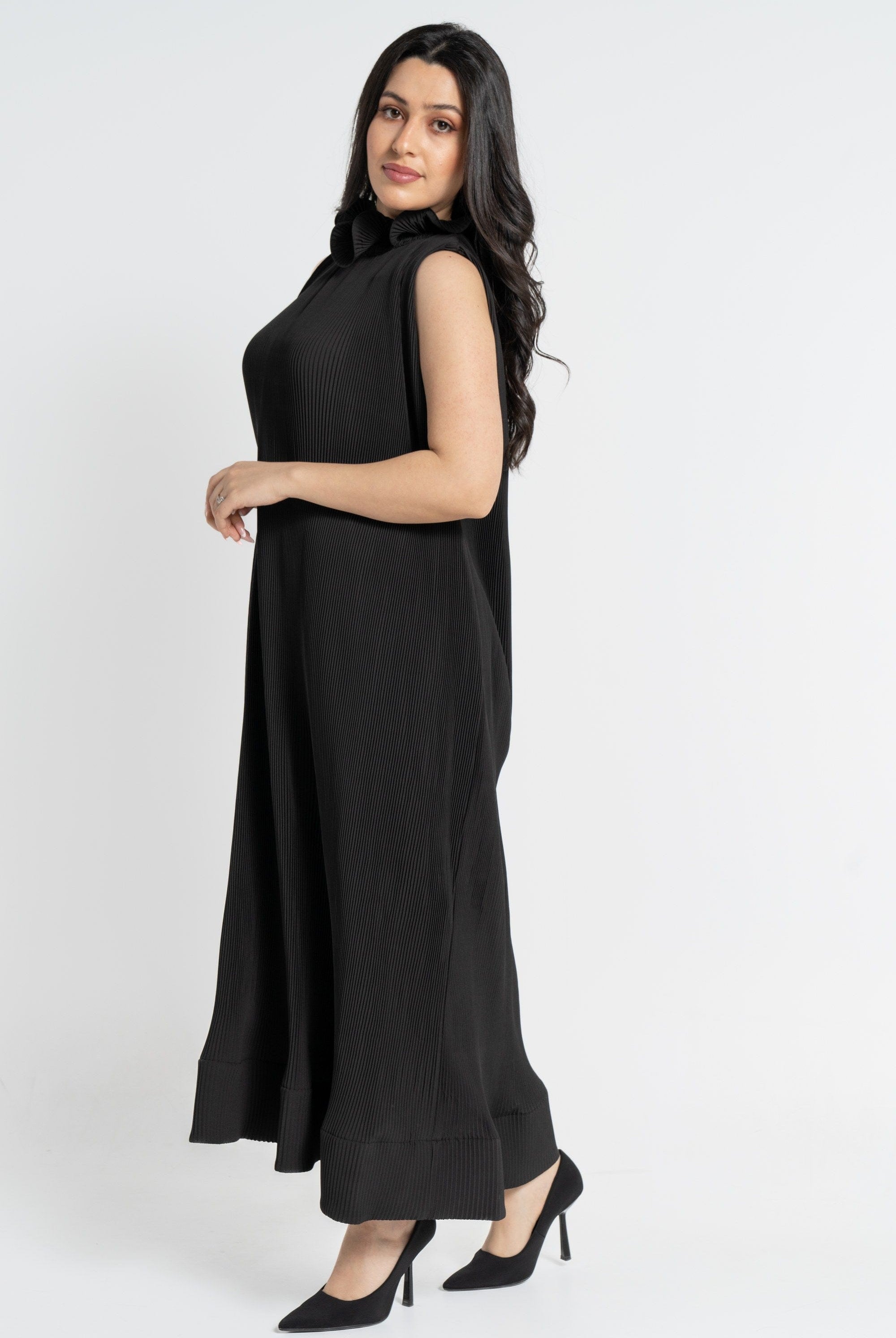 نتشي فستان ماكسي بدون أكمام بليسيه نسائي