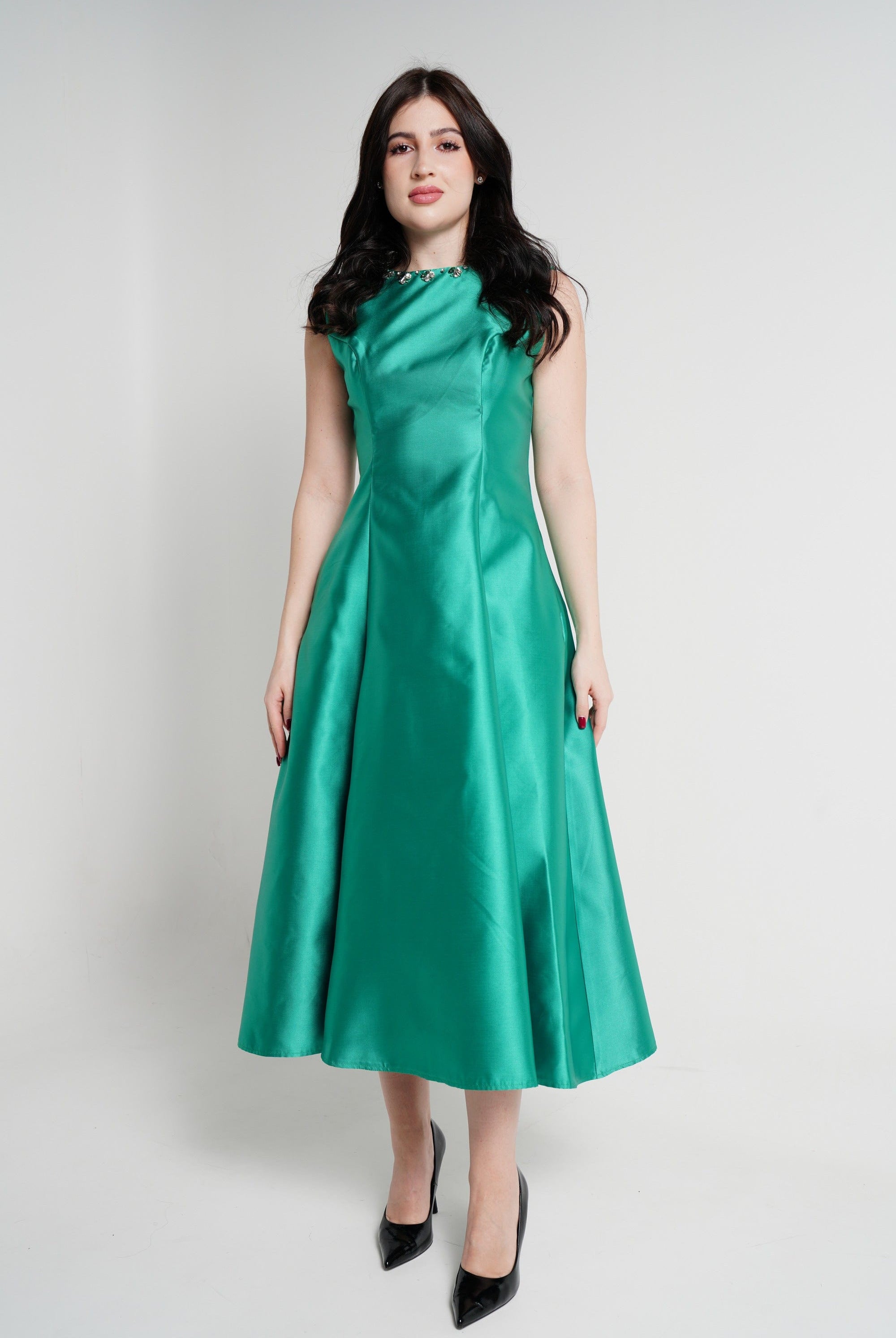 نتشي فستان ميدي سادة منفوش مزين بستراس نسائي