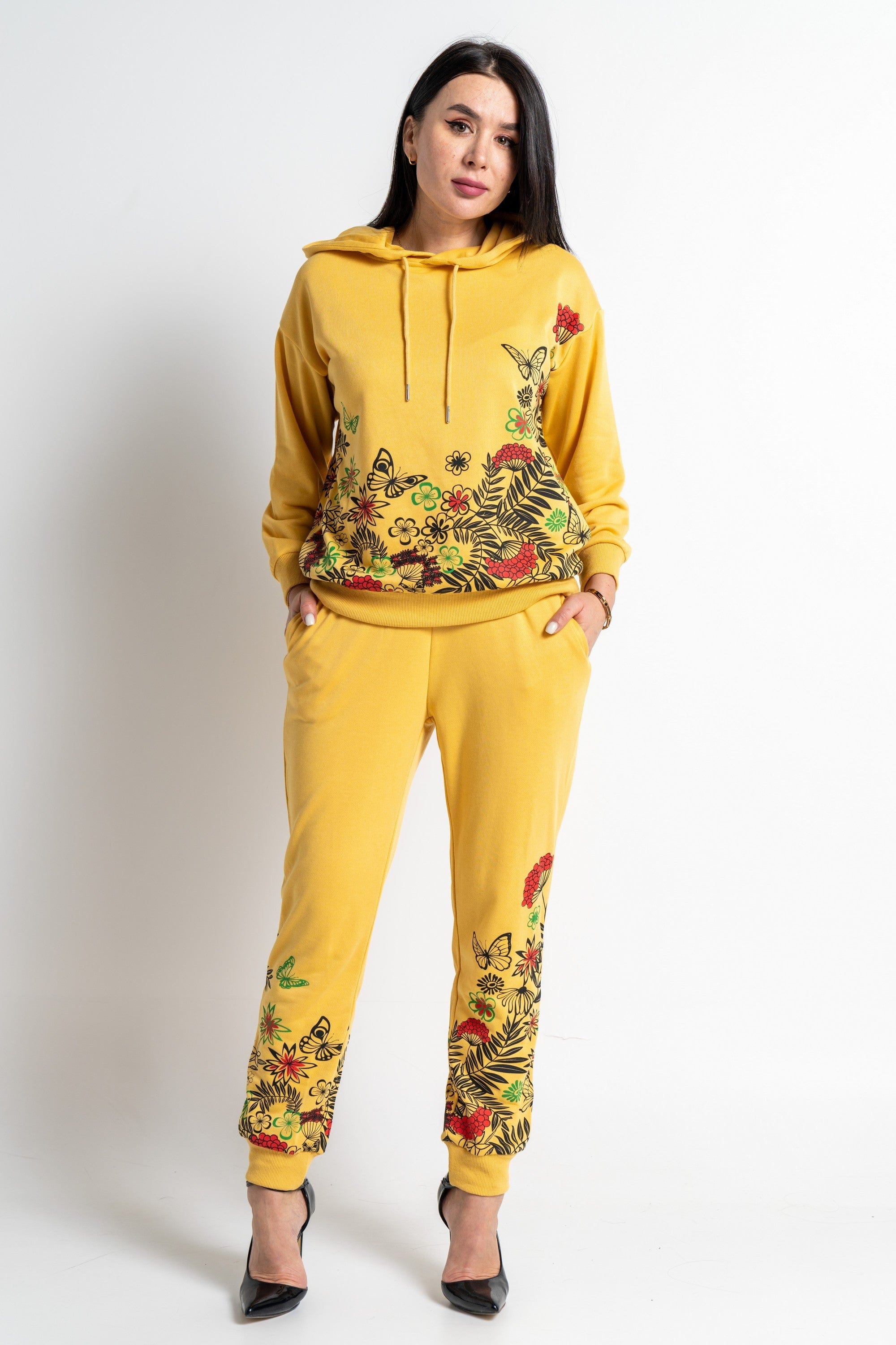 نتشي بلوزة بأكمام طويلة بهودي مشجرة