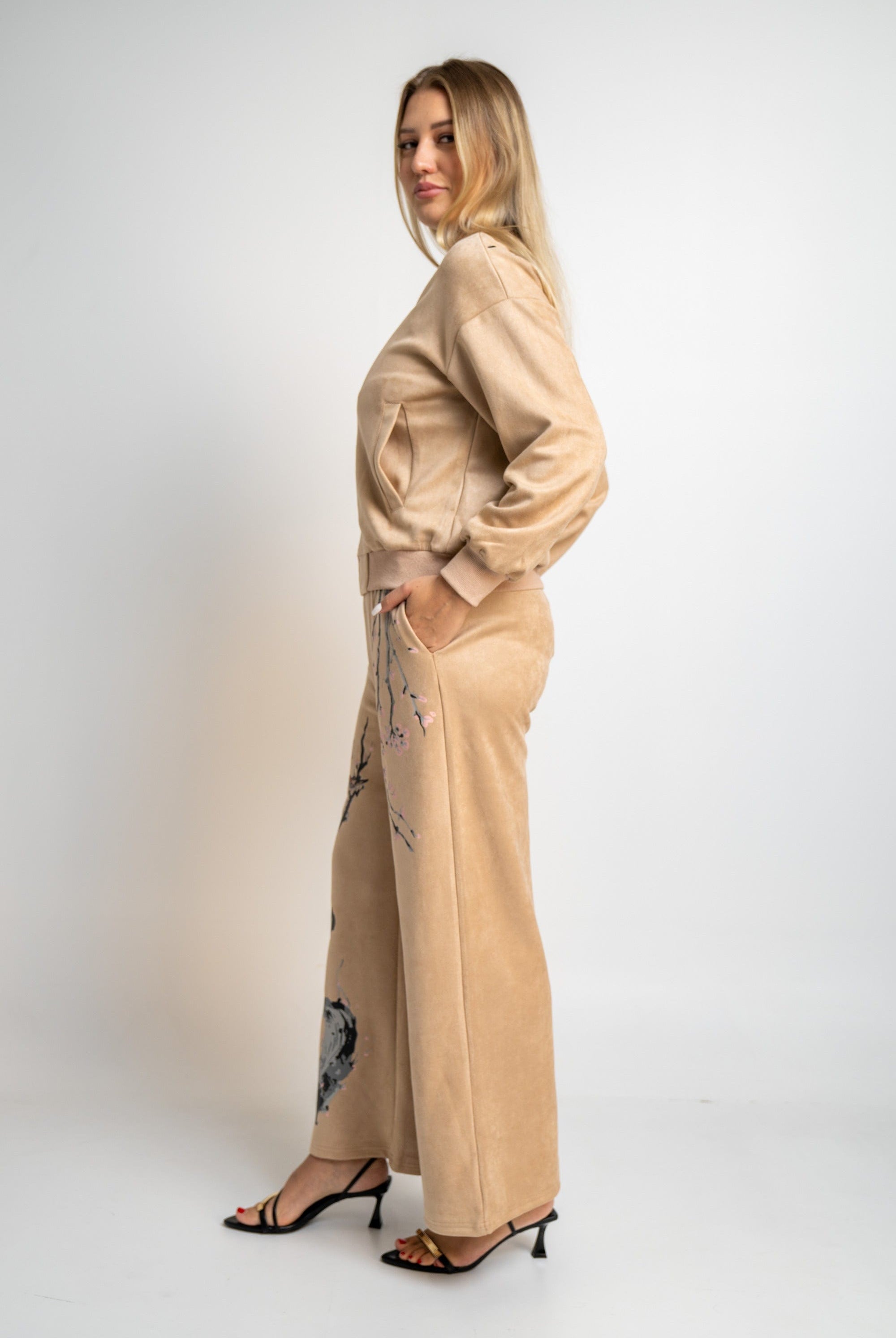 نتشي بنطلون منقوش واسع طويل نسائي