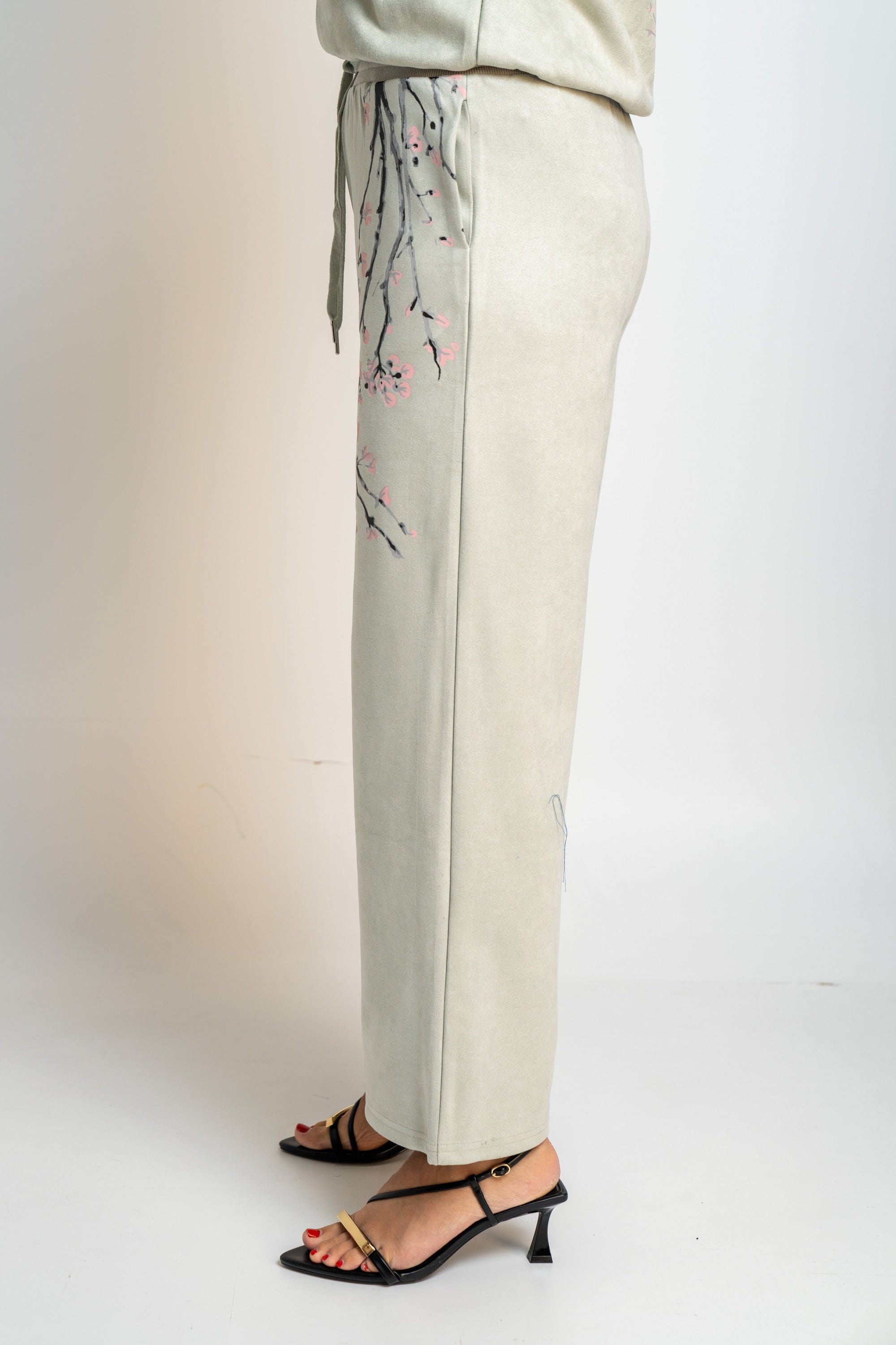 نتشي بنطلون منقوش واسع طويل نسائي