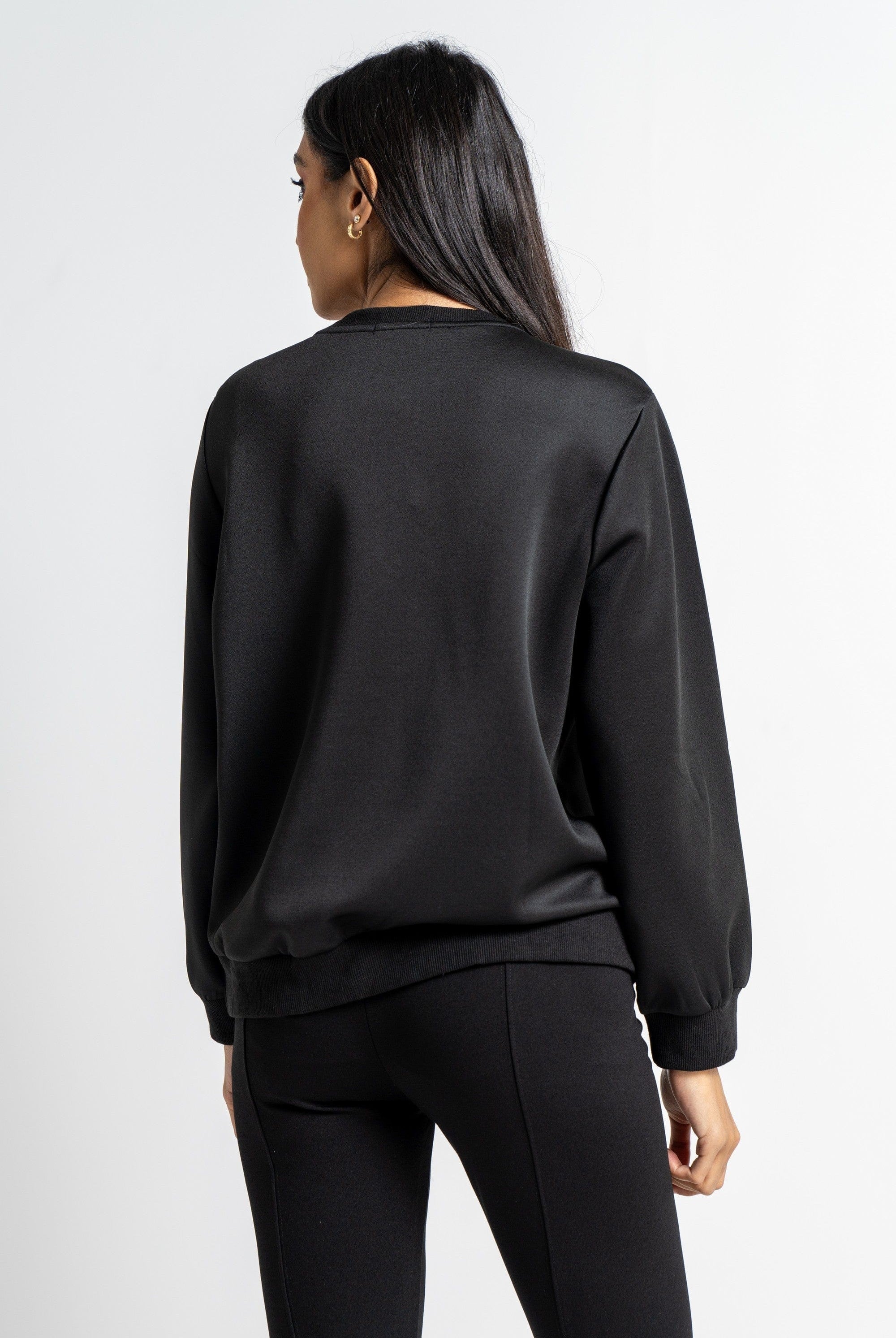 نتشي بلوزة بطبعة مشجرة بأكمام طويلة