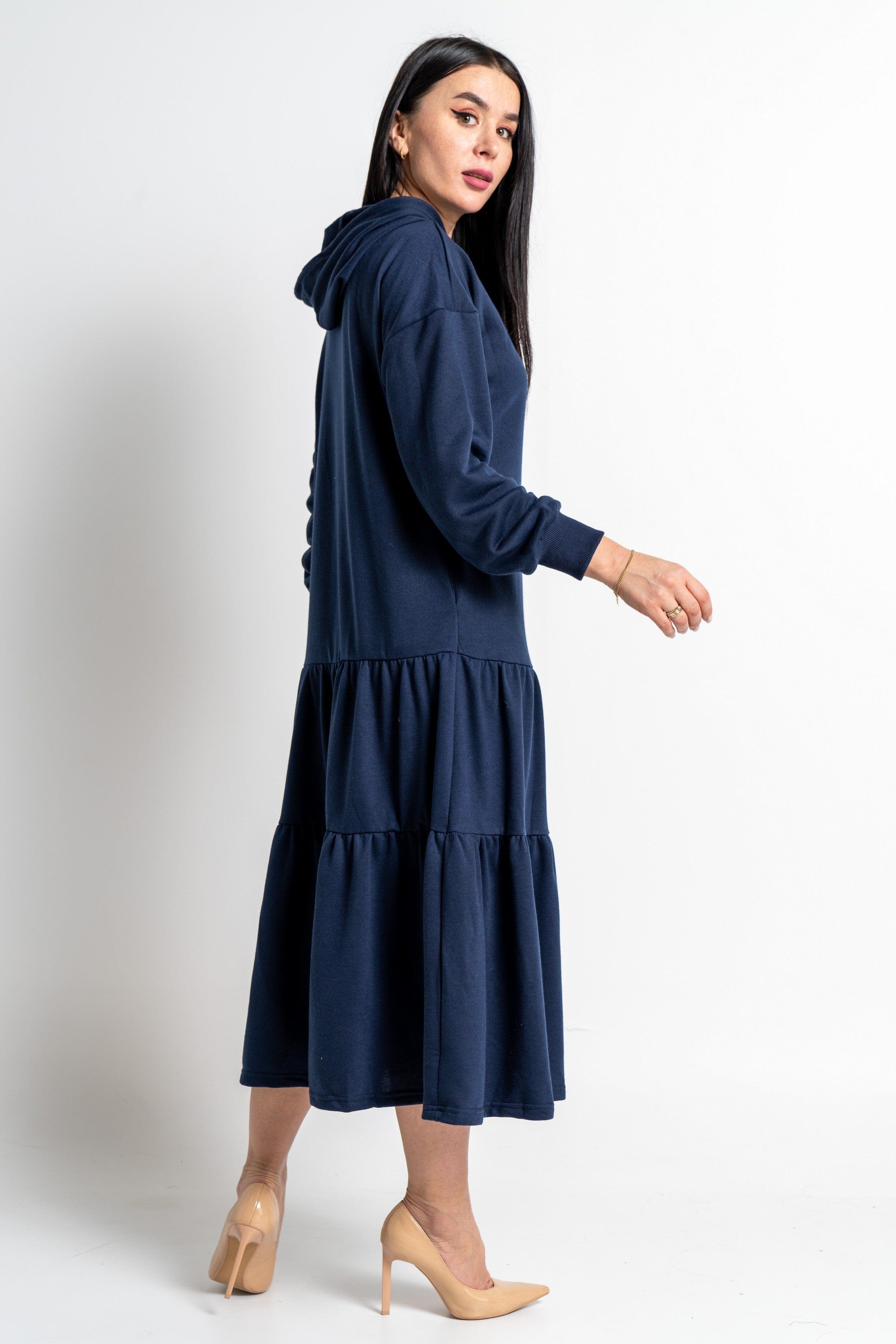 نتشي فستان ميدي بأكمام طويلة بهودي مزين بكلوش