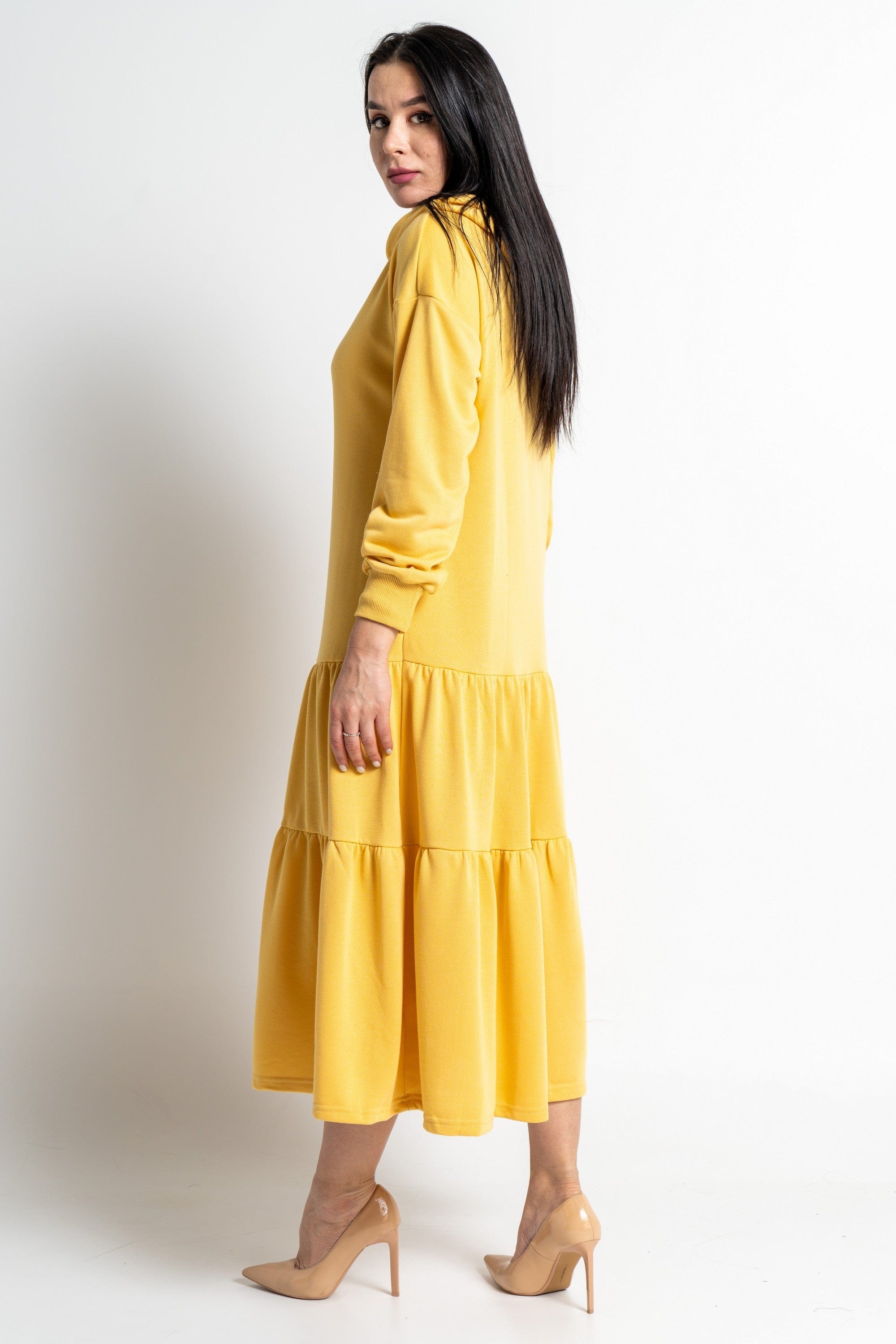 نتشي فستان ميدي بأكمام طويلة بهودي مزين بكلوش