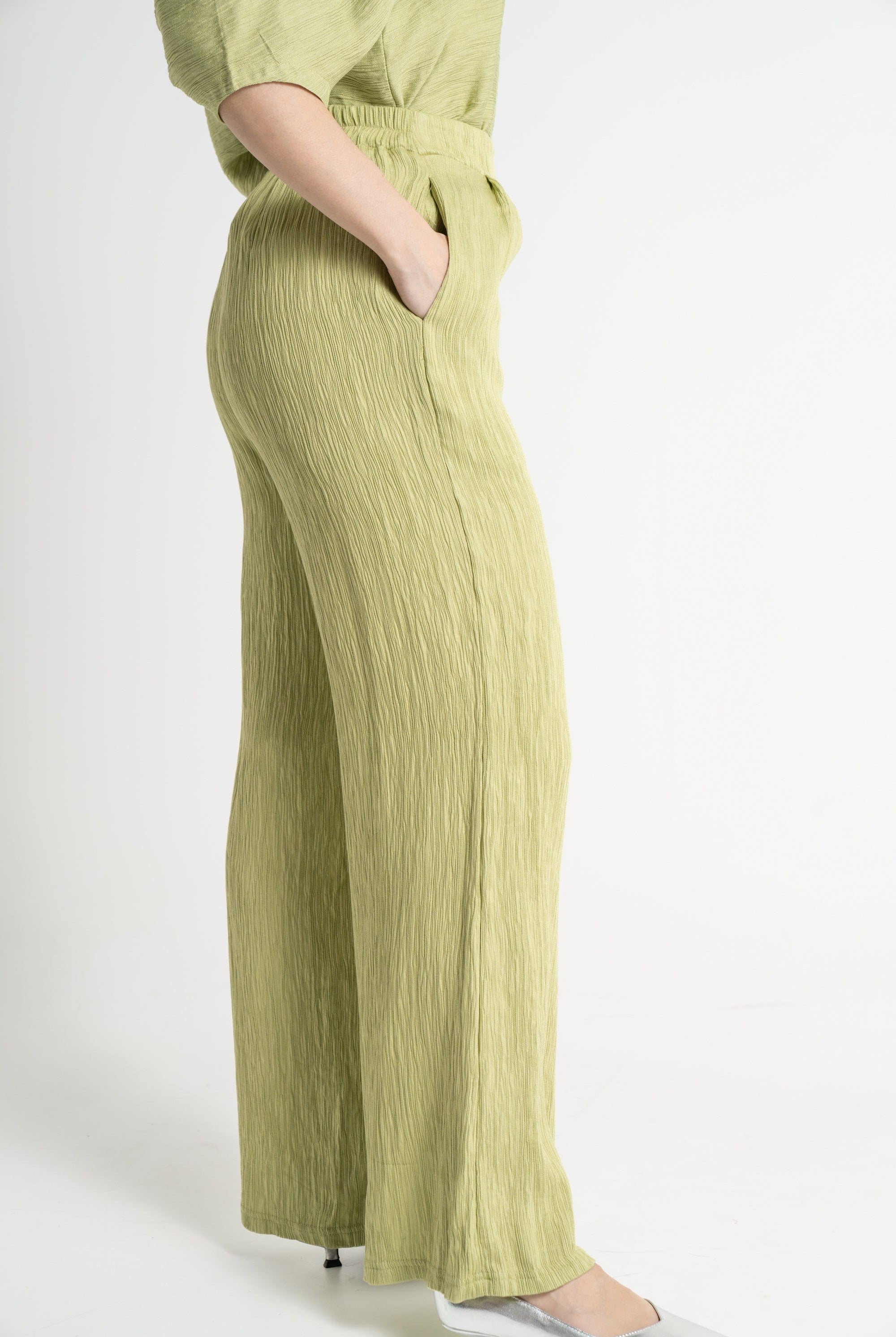 نتشي بنطلون طويل واسع طويل نسائي