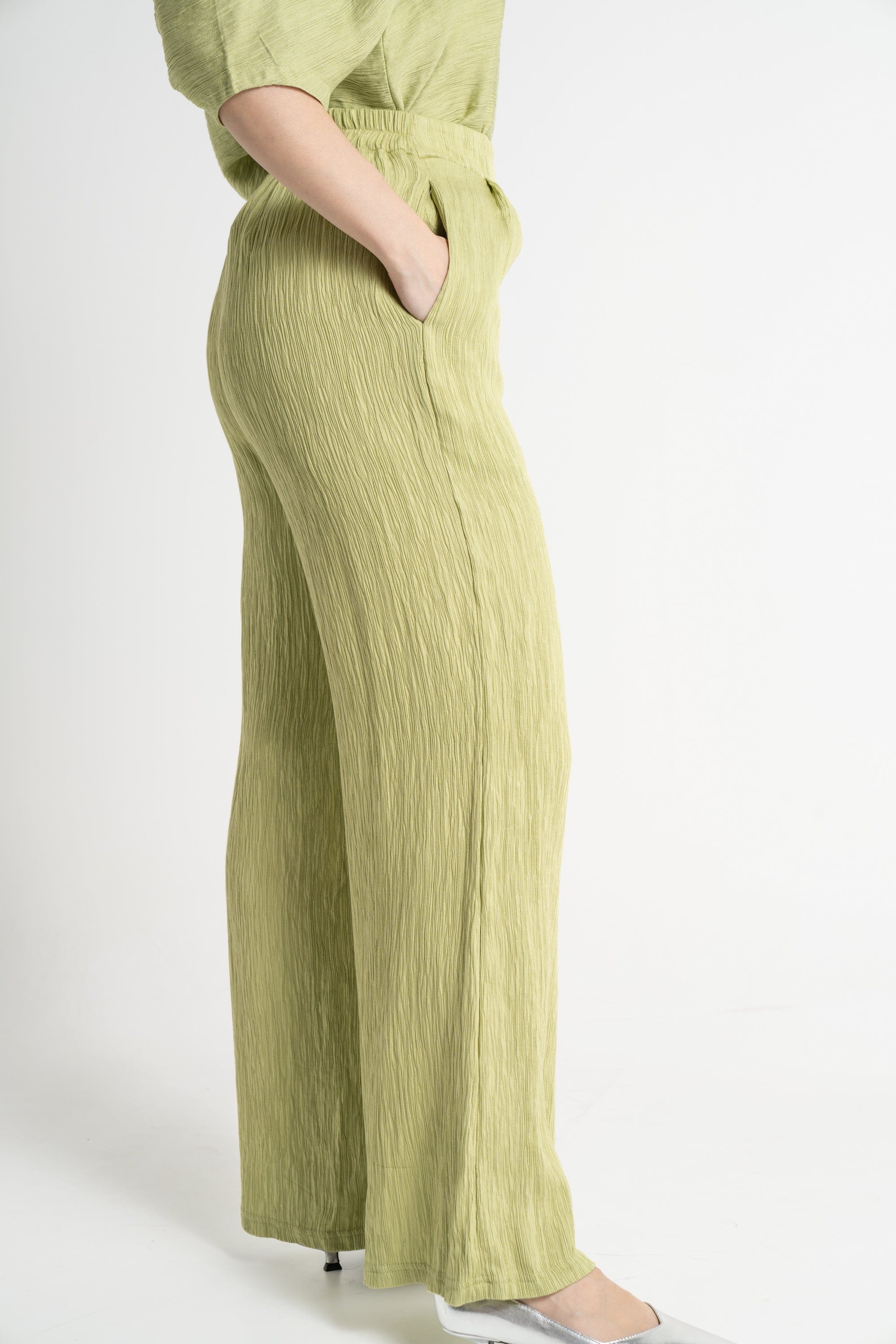 ูุชุดู ุจูุทููู ุทููู ูุงุณุน ุทููู ูุณุงุฆู