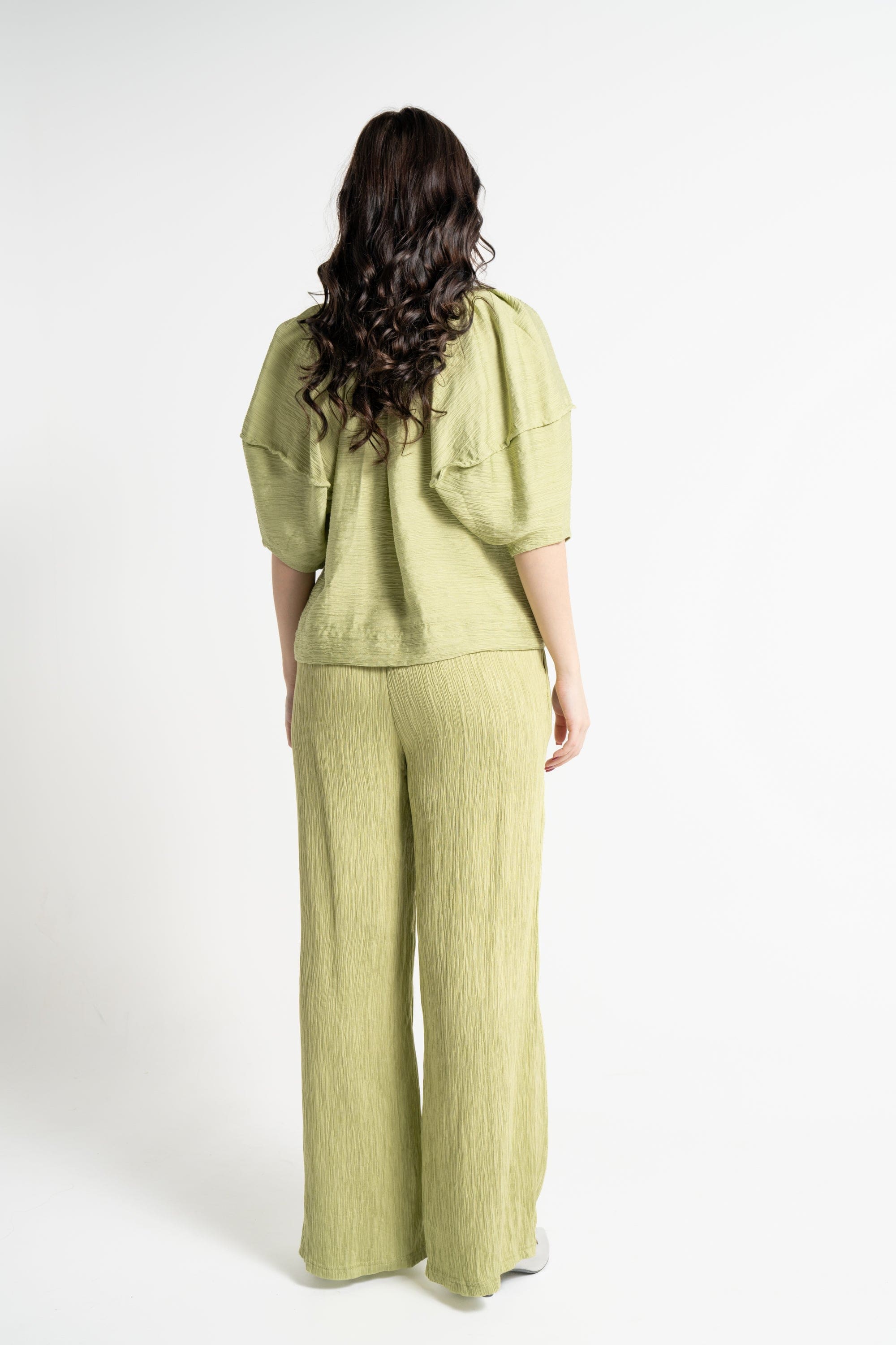 ูุชุดู ุจูุทููู ุทููู ูุงุณุน ุทููู ูุณุงุฆู