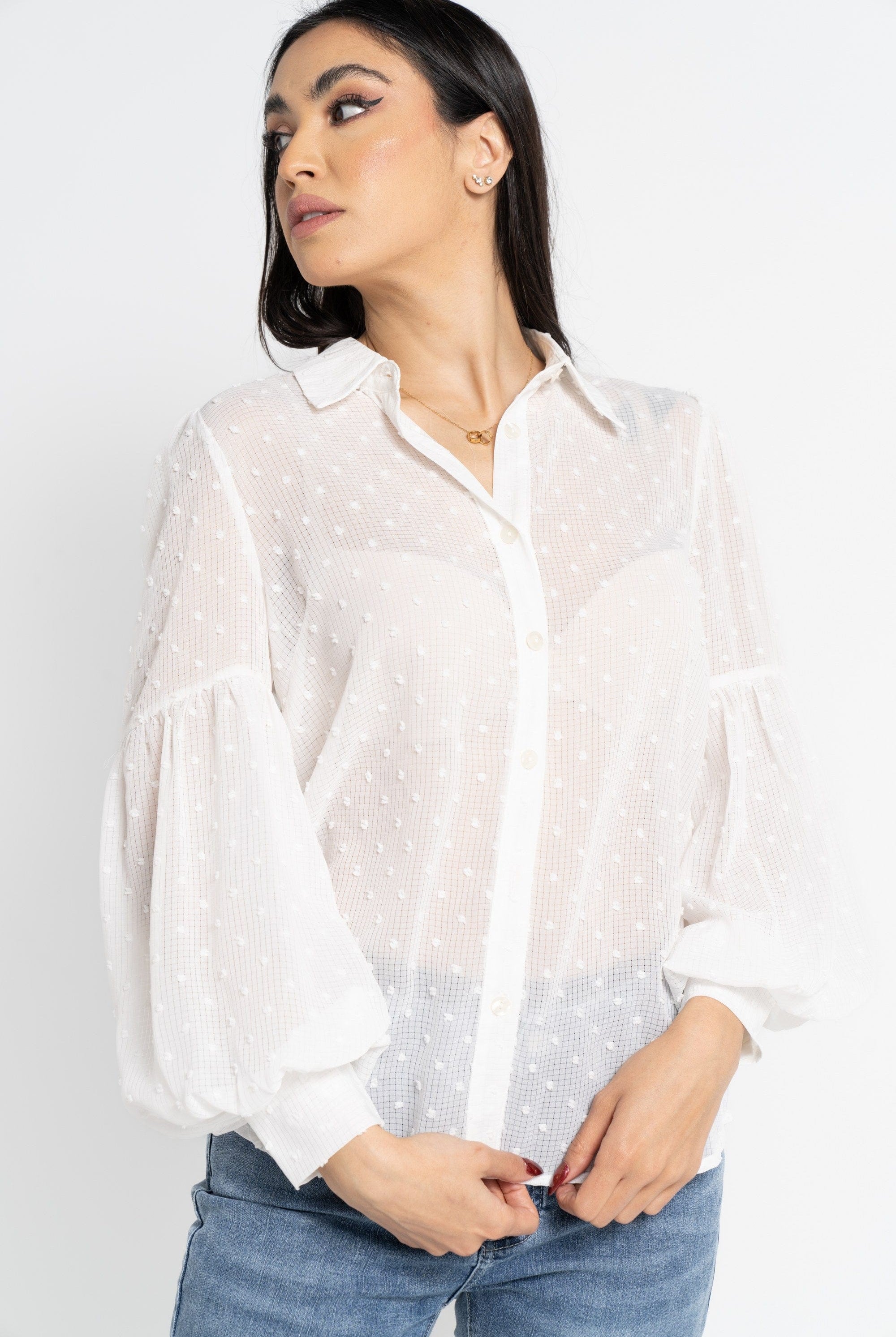 نتشي قميص طويل الأكمام مطرز نسائي