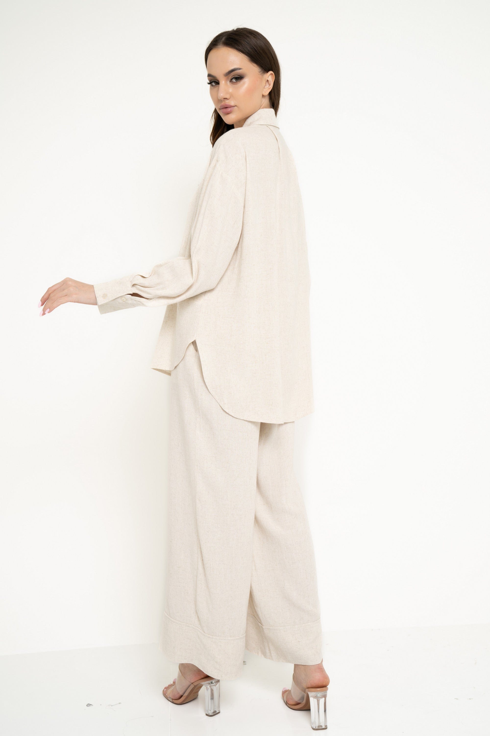 نتشي قميص بأزرار أمامية سادة كم طويل وياقة نسائي