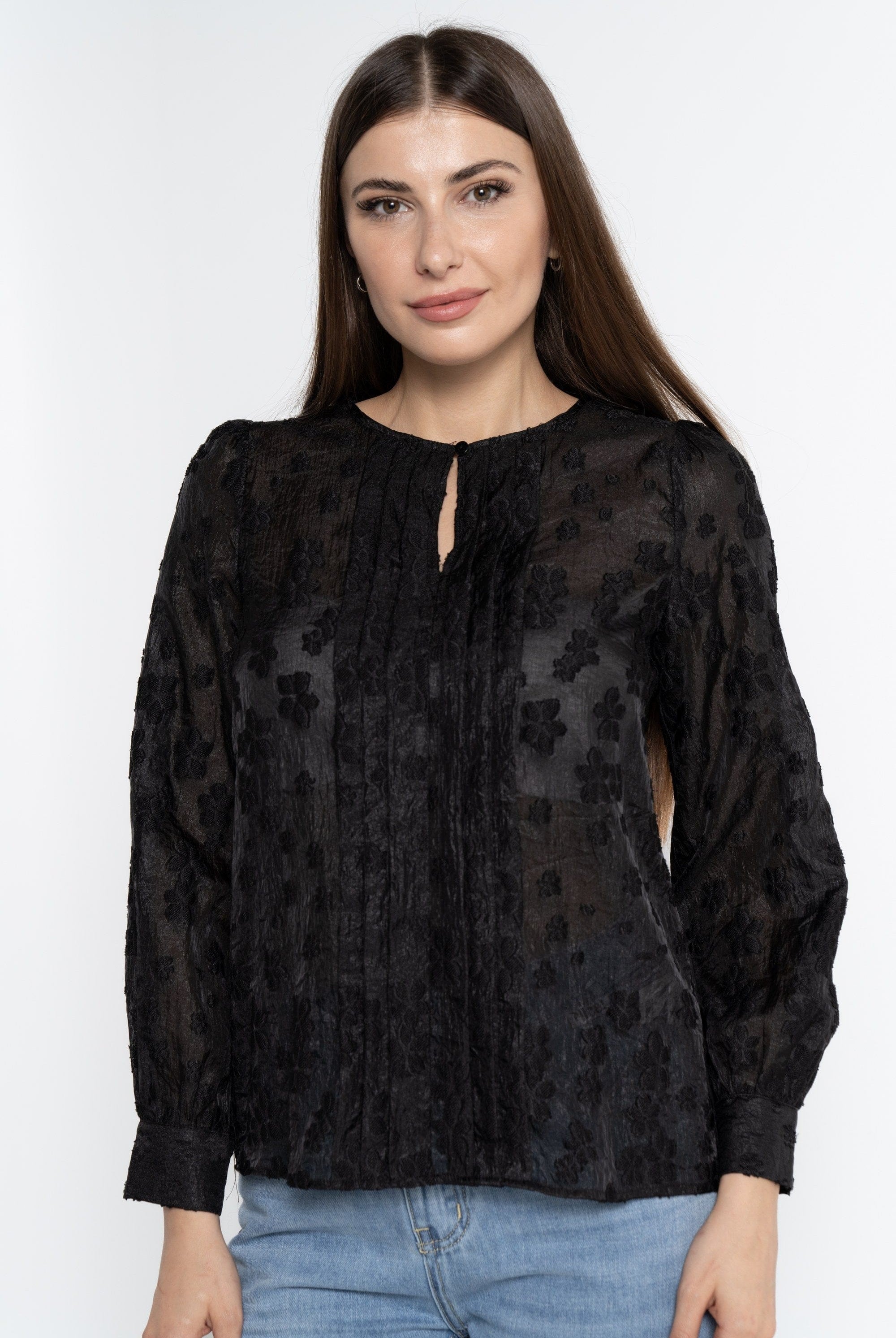 نتشي بلوزة بأكمام طويلة نسائية شفافة بتطريز مشجر