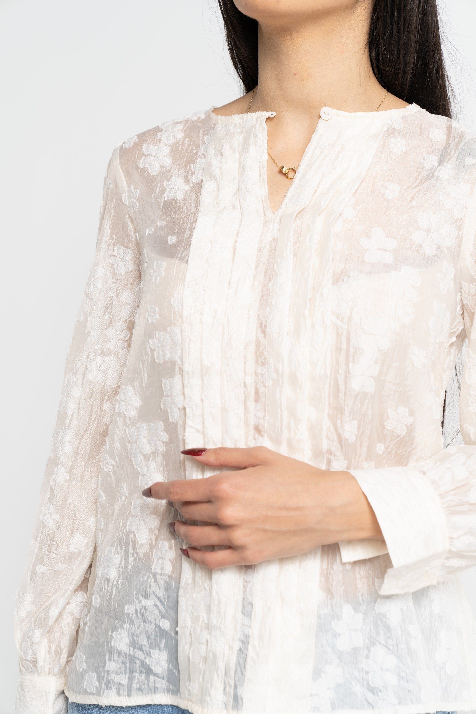 نتشي بلوزة بأكمام طويلة نسائية شفافة بتطريز مشجر