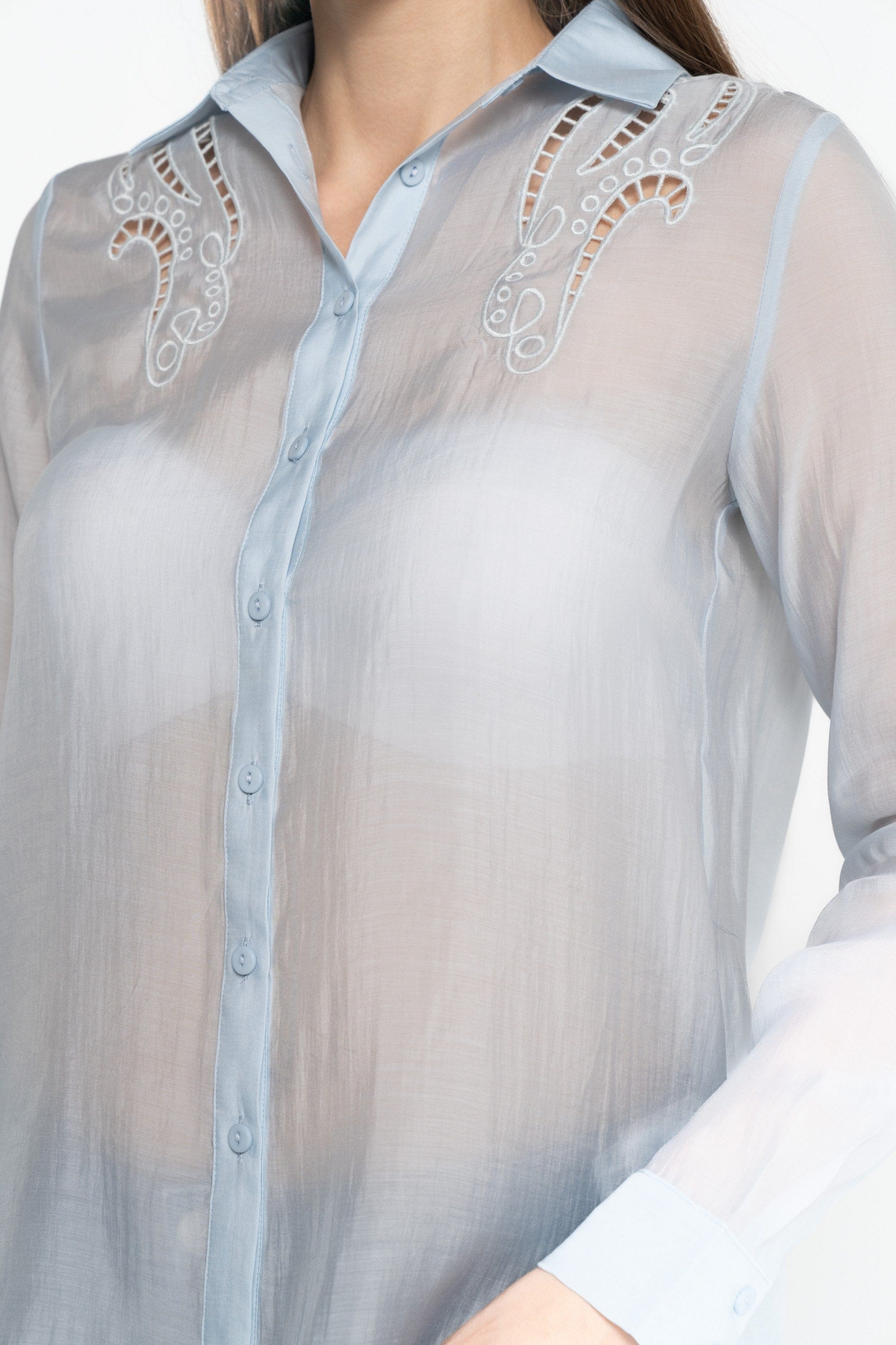 نتشي قميص بأكمام طويلة شفاف بأزرار أمامية نسائي