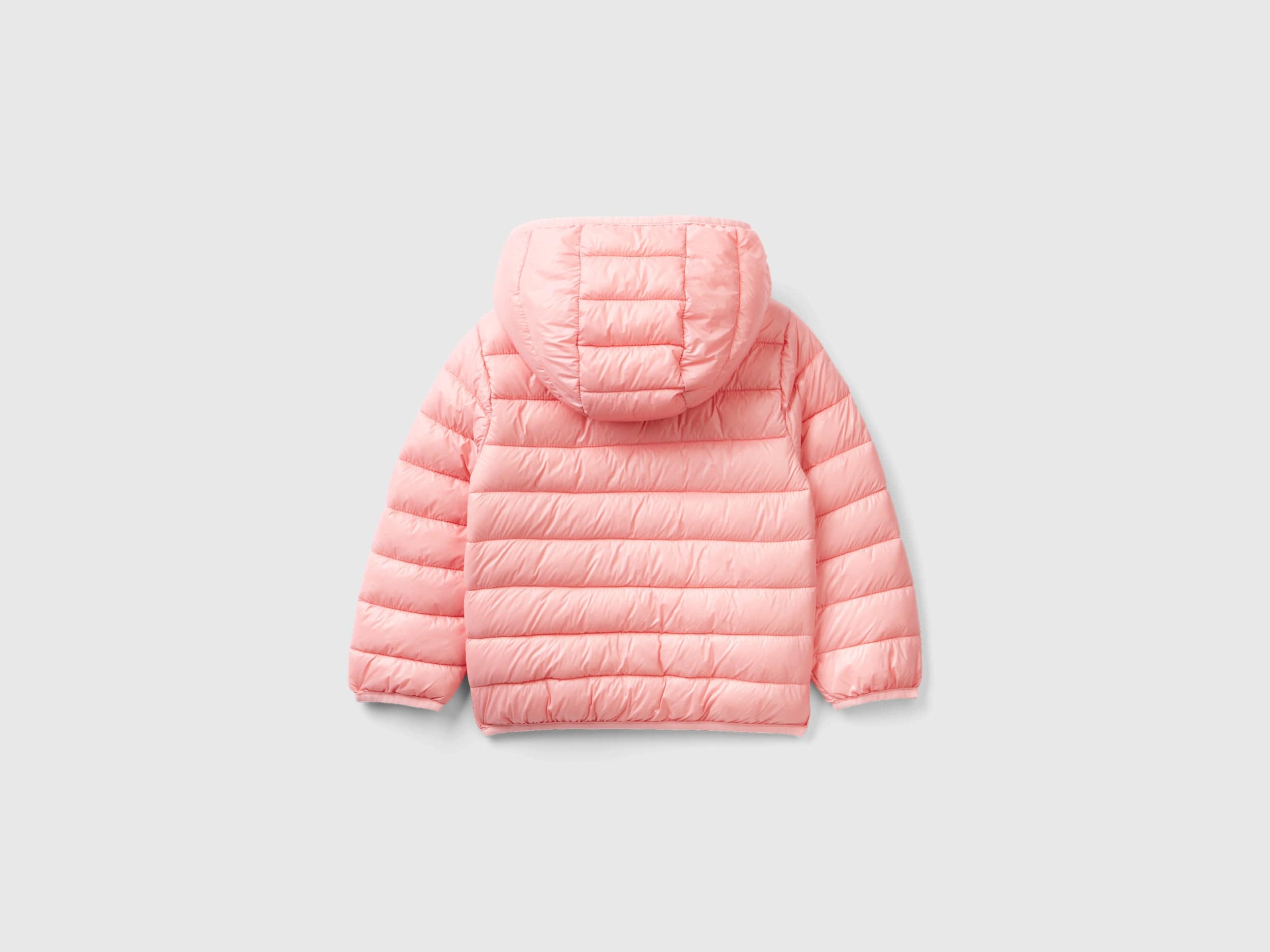 يونايتد كولورز اوف بينيتون سترة بناتي مبطنة بقلنسوة بها شعار