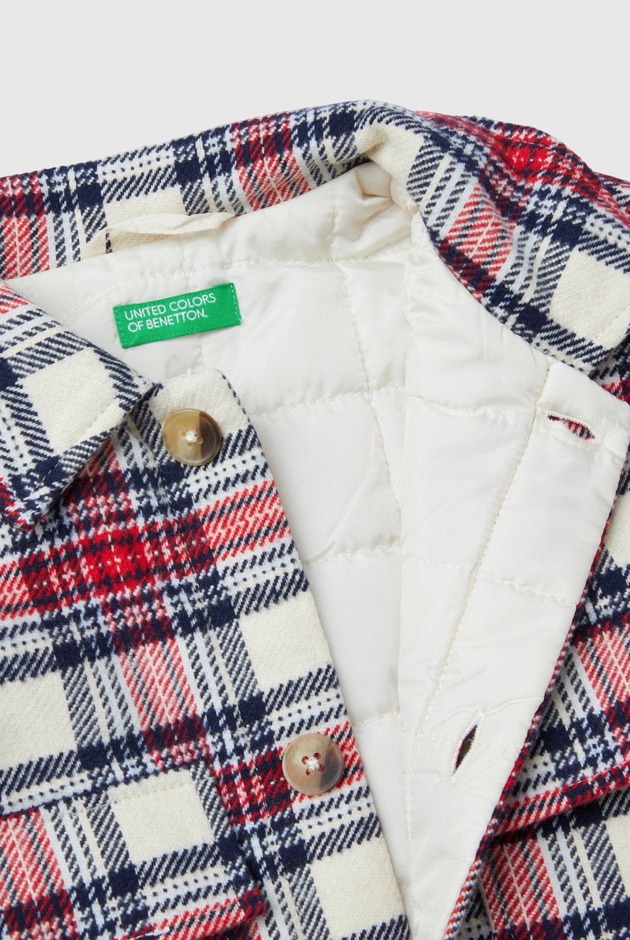 يونايتد كولورز اوف بينيتون قميص اطفالي مقلم بجيوب أمامية
