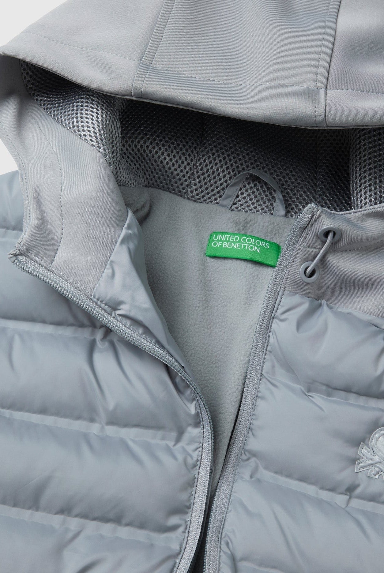 يونايتد كولورز اوف بينيتون جاكيت اطفالي بتفاصيل نيوبرين