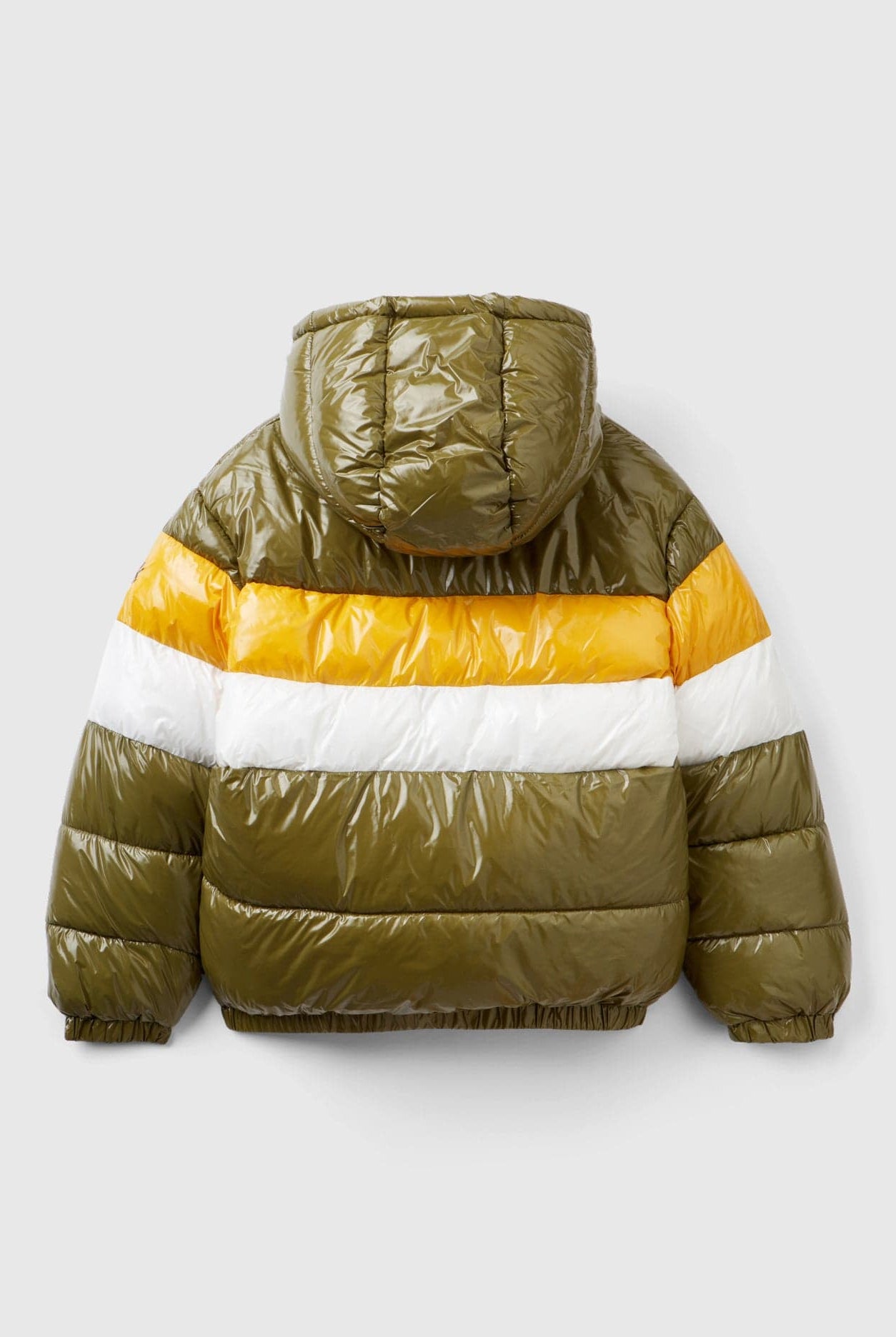 يونايتد كولورز اوف بينيتون جاكيت اطفال مبطن بتصميم كبير وألوان متباينة