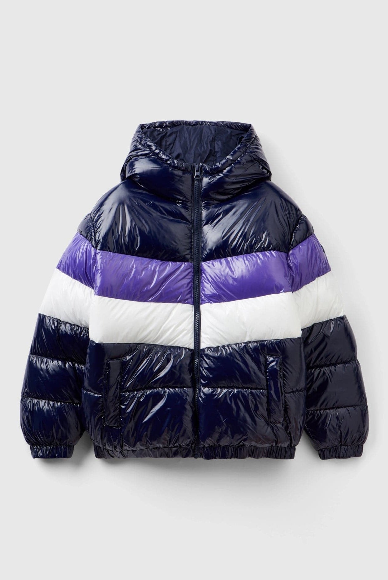 يونايتد كولورز اوف بينيتون جاكيت اطفال مبطن بتصميم كبير وألوان متباينة