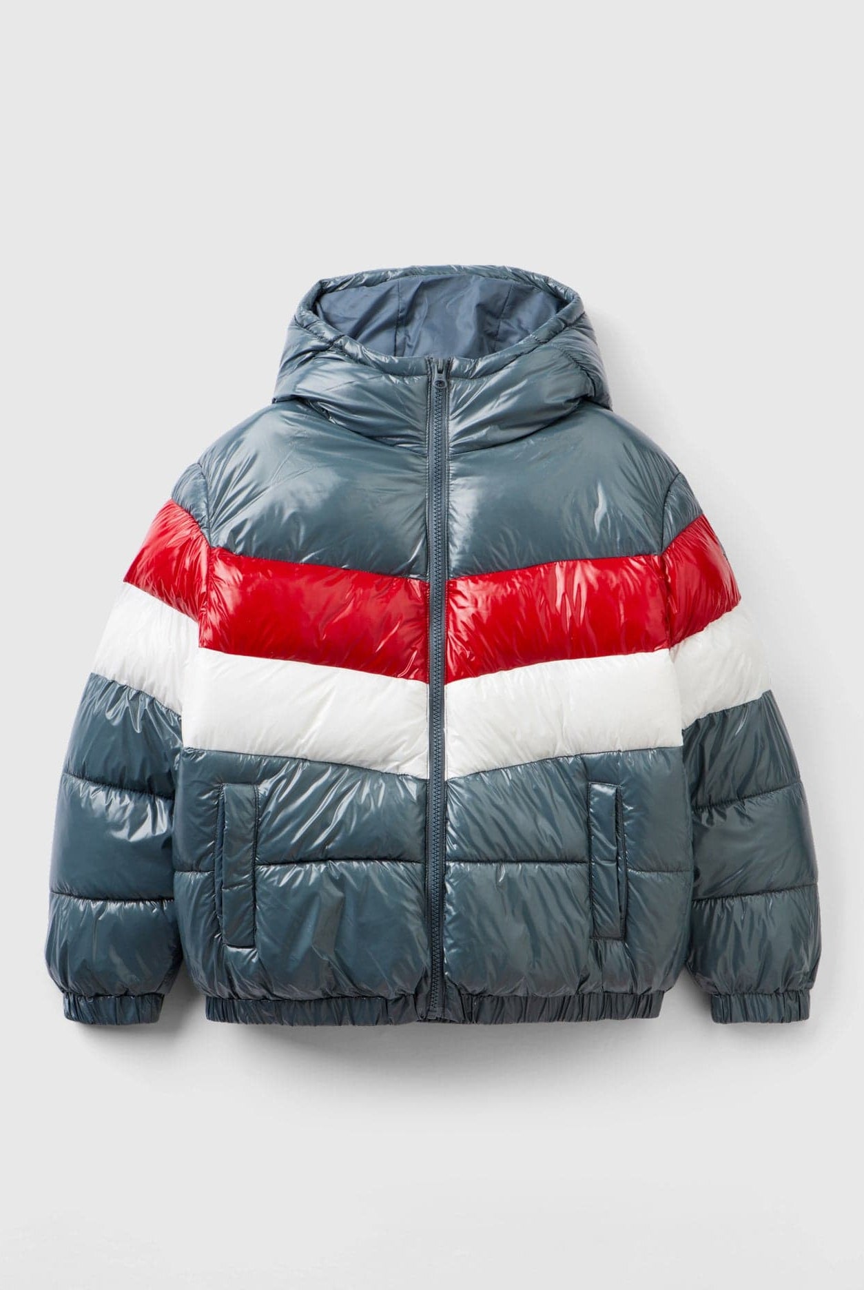 يونايتد كولورز اوف بينيتون جاكيت اطفال مبطن بتصميم كبير وألوان متباينة