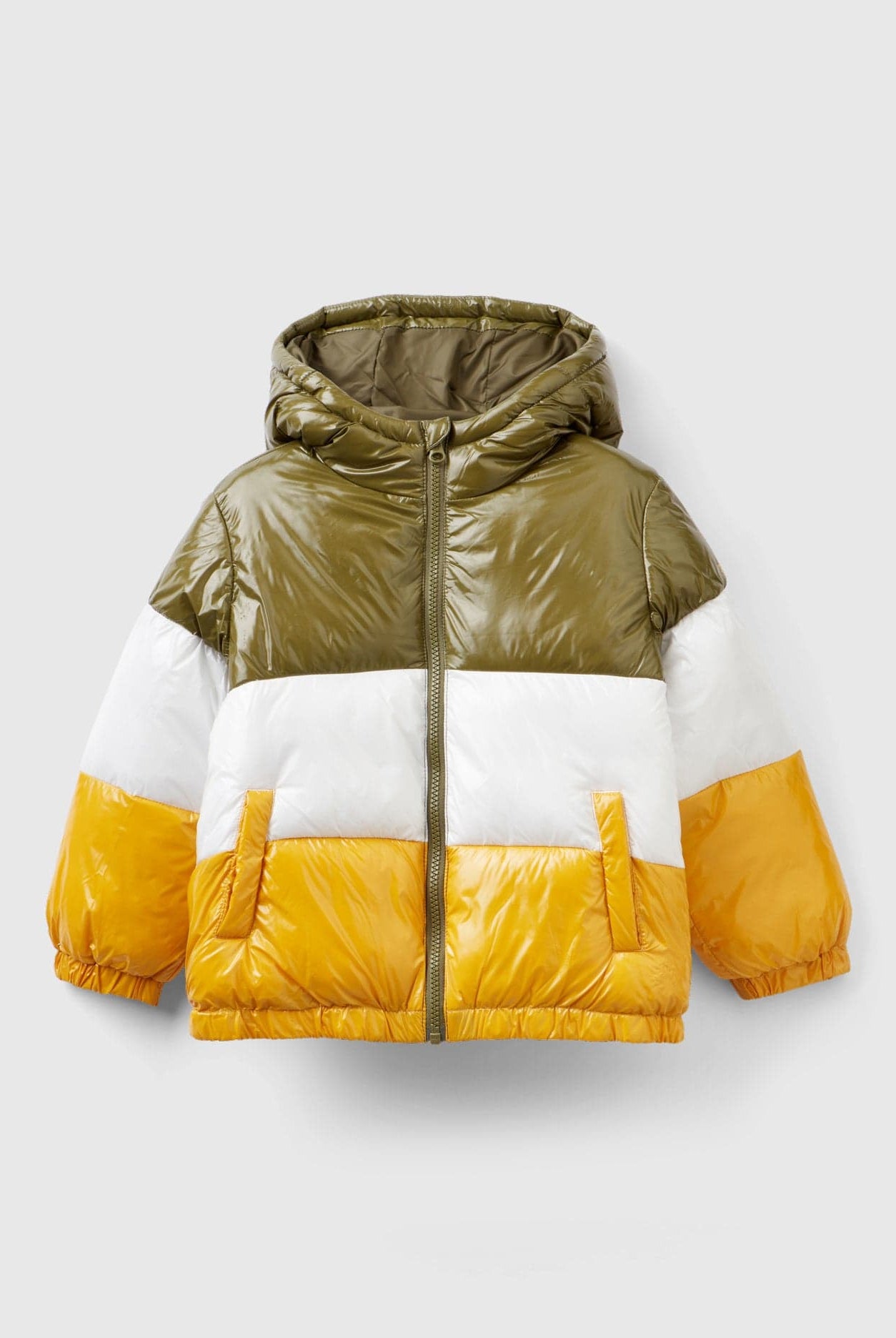 يونايتد كولورز اوف بينيتون جاكت بامب اولادي بسحاب مضاد للمطر