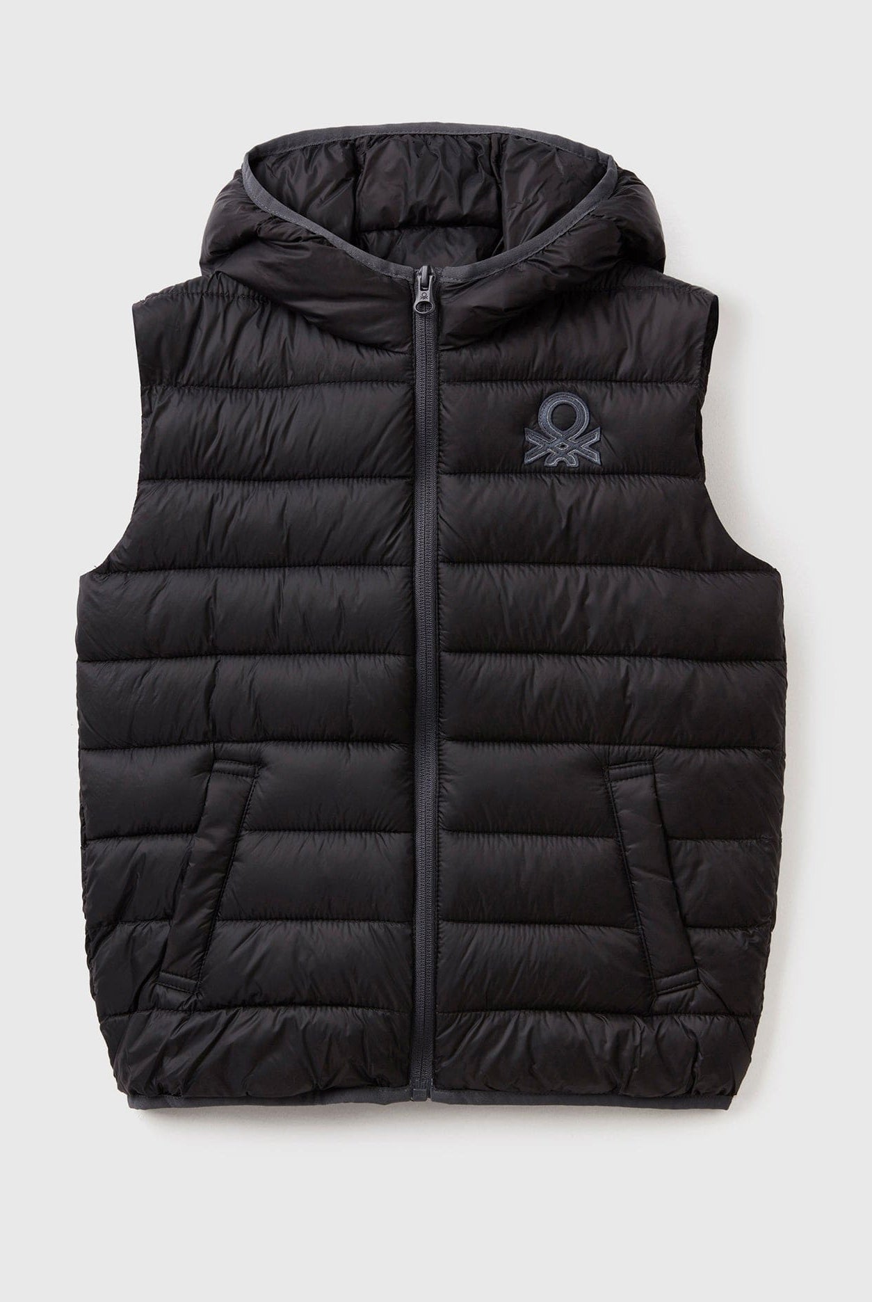 يونايتد كولورز اوف بينيتون سترة مبطنة بهودي أطفالي